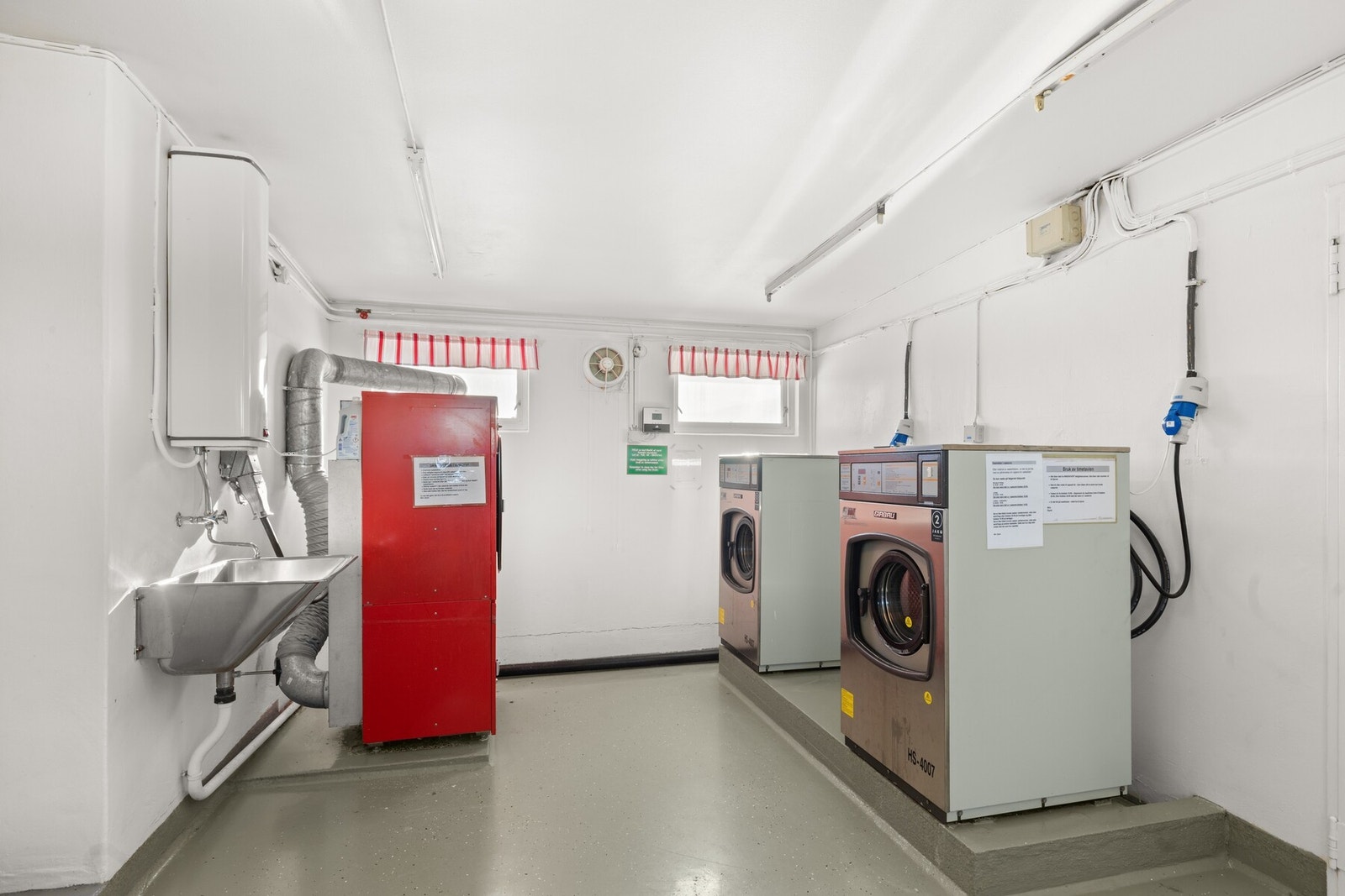 Fellesvaskeri. Galleribilde