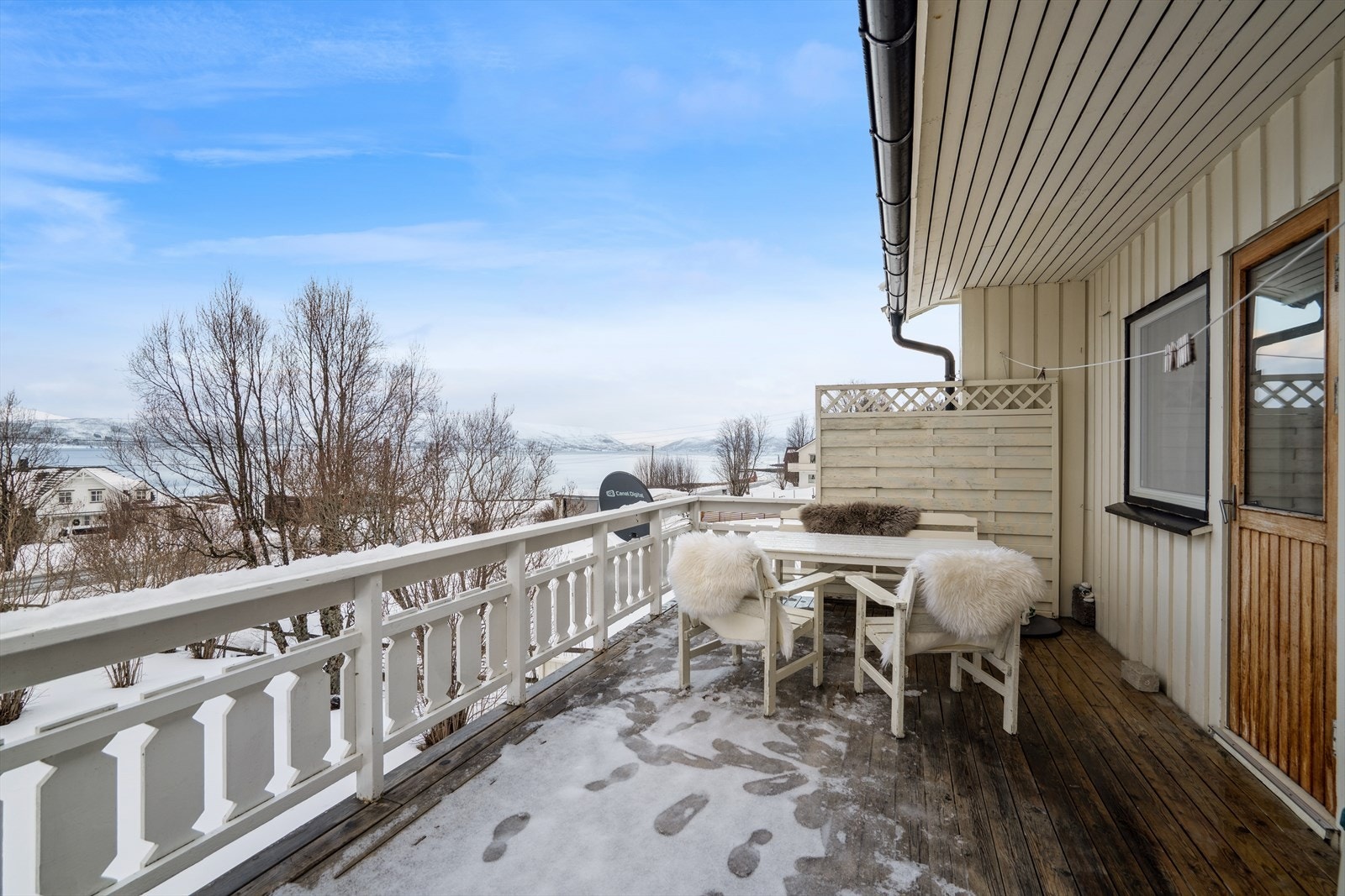 Utsikt mot nord Galleribilde