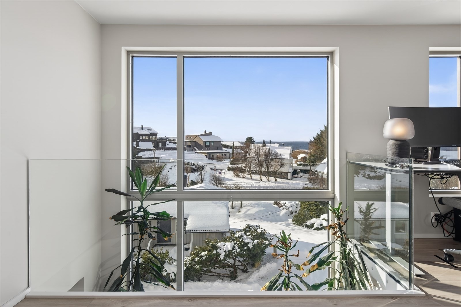 Galleri mot stuen i 1. etasje. Galleribilde