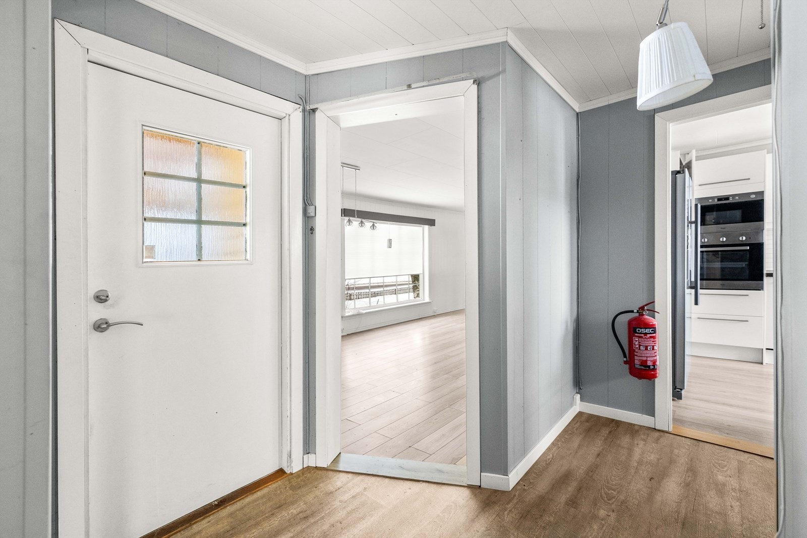 Entré. Galleribilde