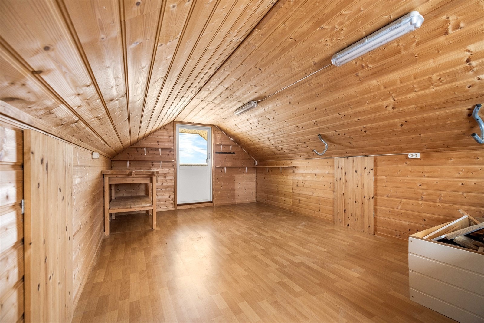 Innredet hems på garasjen. Galleribilde