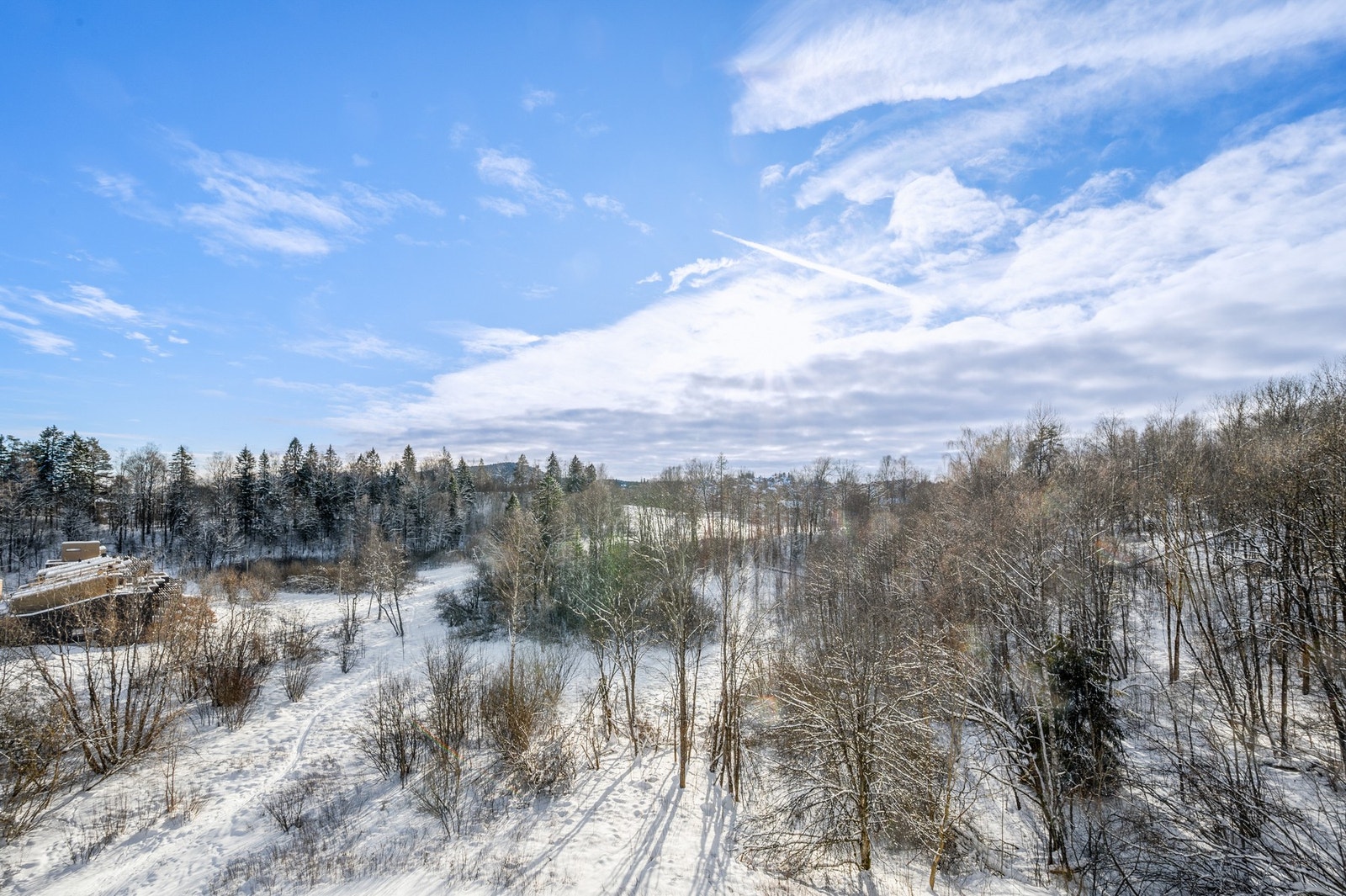 Fra balkongen er det trivelig utsyn og ingen gjenboere. Galleribilde