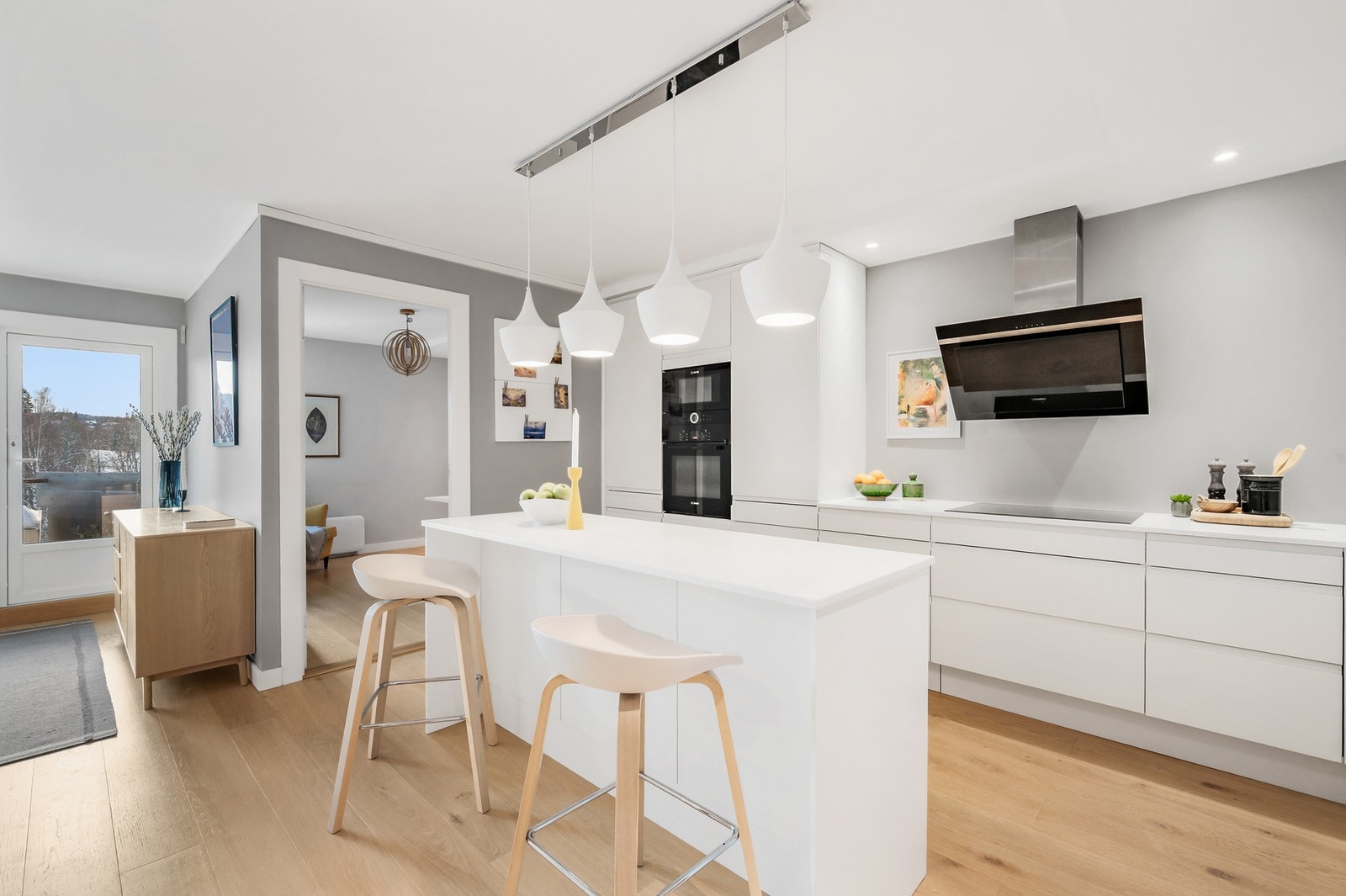 Adkomst fra kjøkken til soverom. Galleribilde