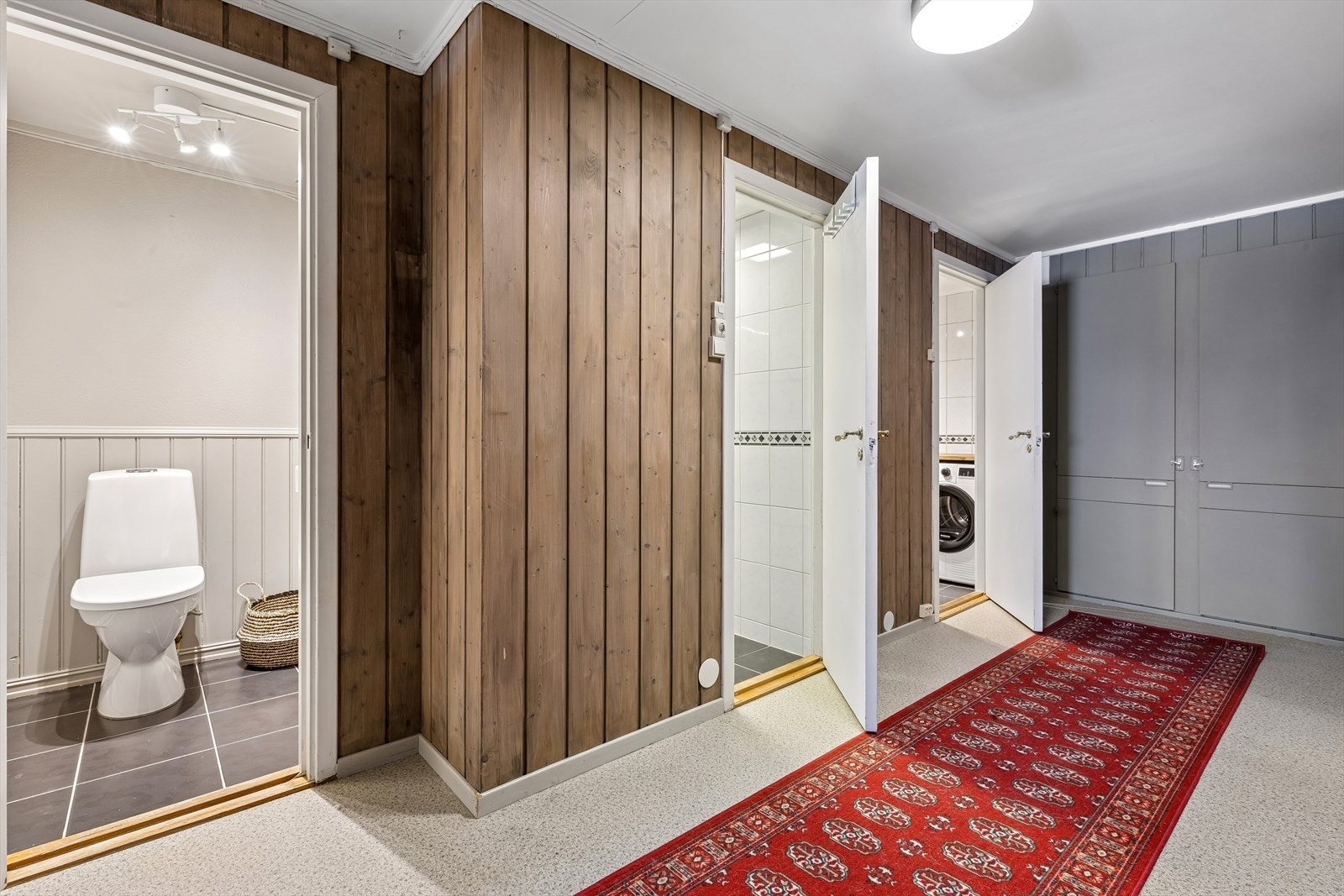 Gang i underetasjen Galleribilde