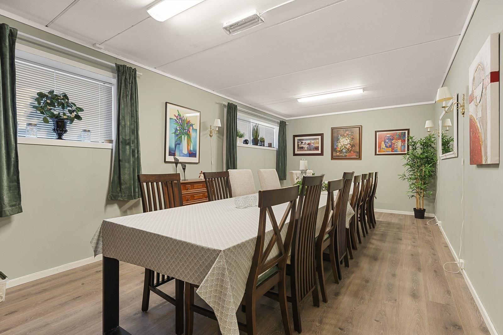 Felles samlingsrom, treningsrom og wc i underetasjen i borettslaget. Fotograf A7 media v/ Joakim M. Moltzau Galleribilde