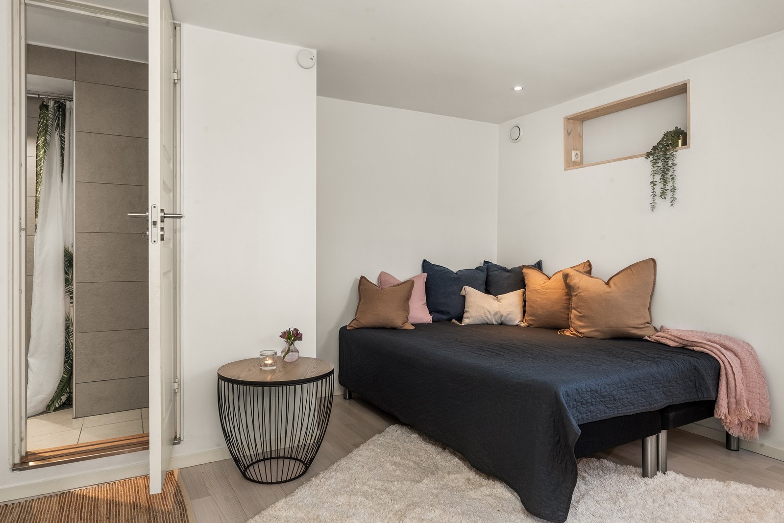 Rom i hybel. Galleribilde