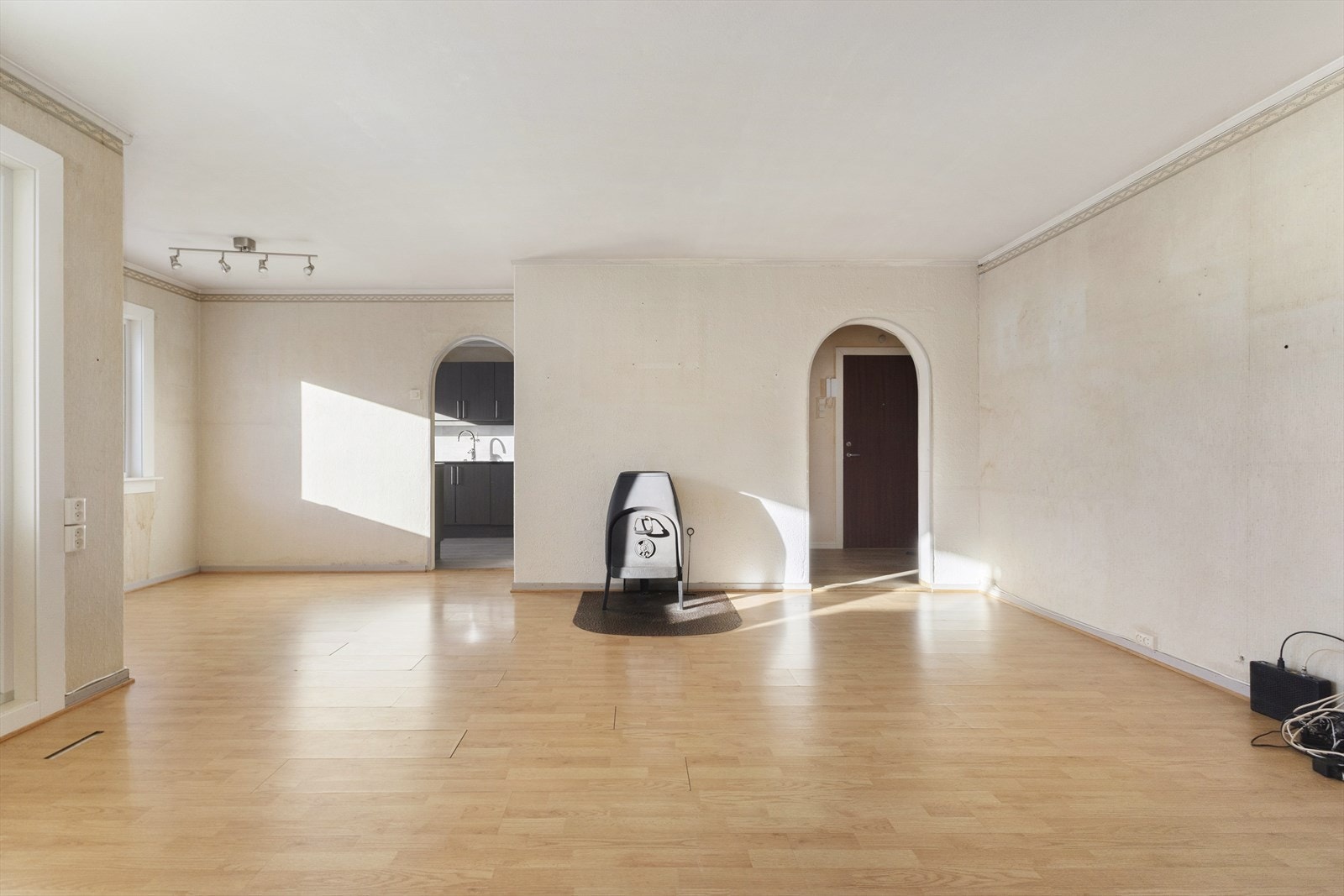 Det følger også med 3 boder i kjeller. Galleribilde