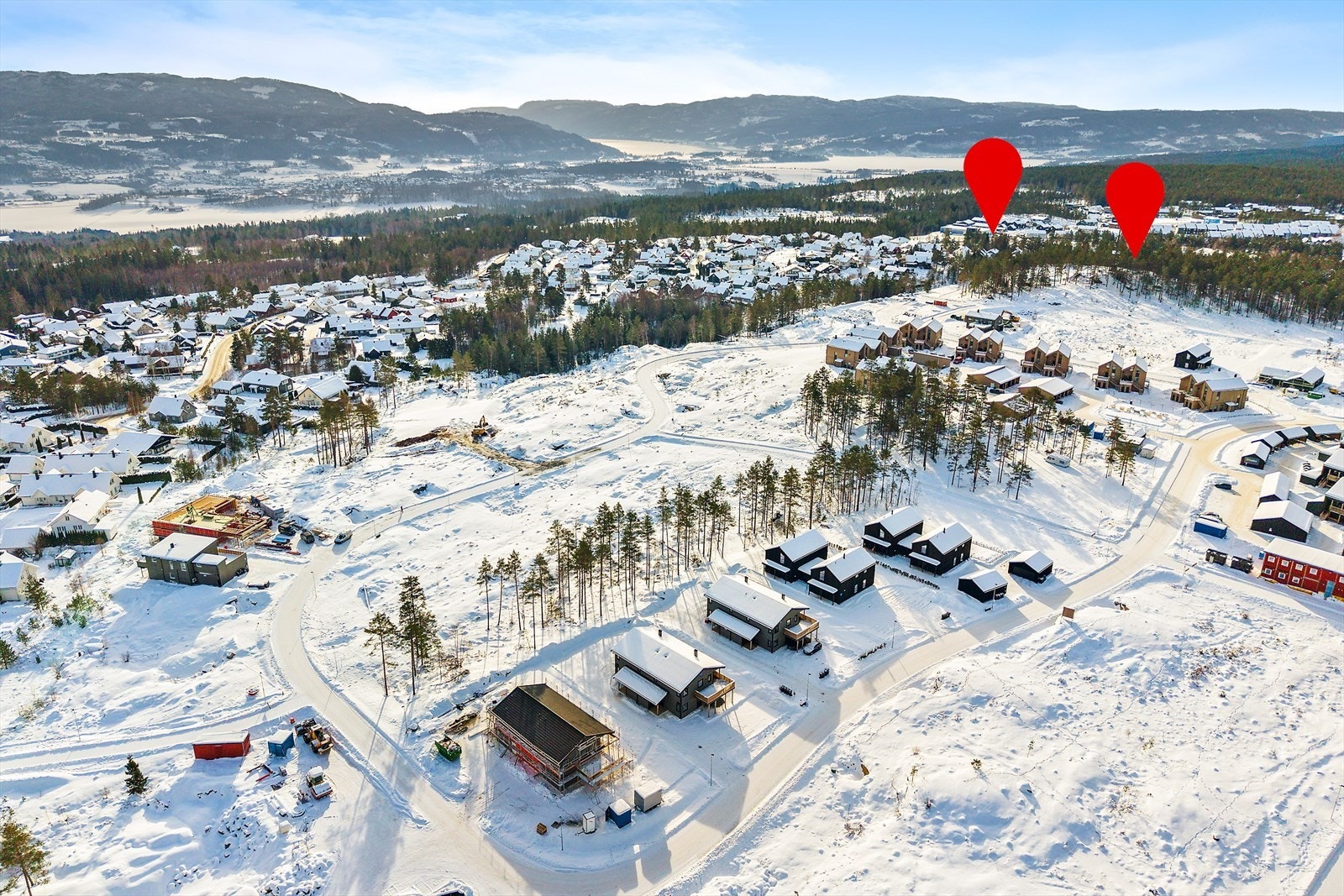 Viser avstand til barneskole, barnehage og butikk. Galleribilde