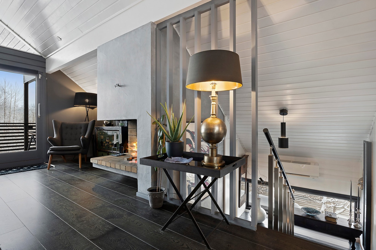 Trapp ned til 1. etasje Galleribilde