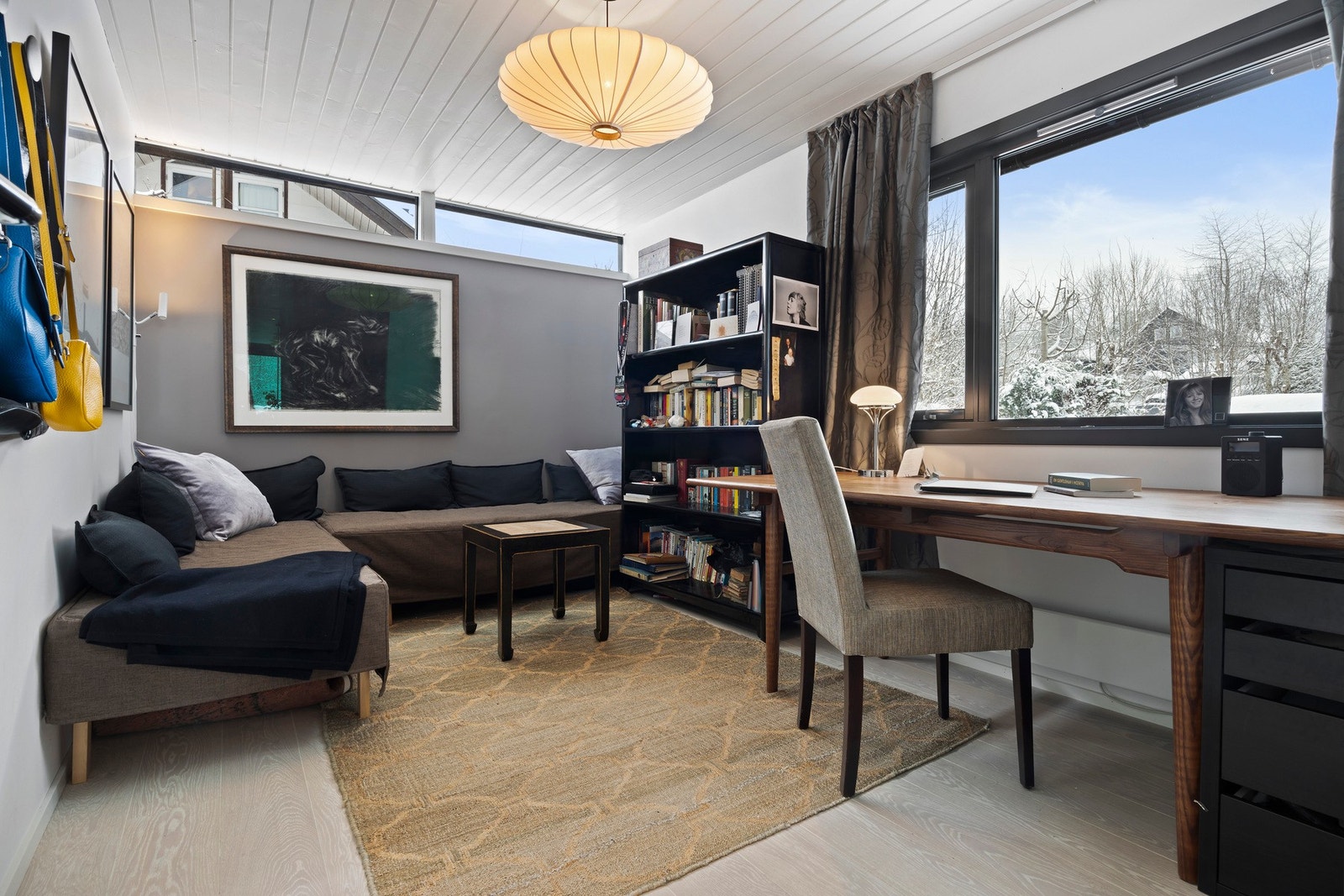 Et av soverommene er benyttet som kontor Galleribilde