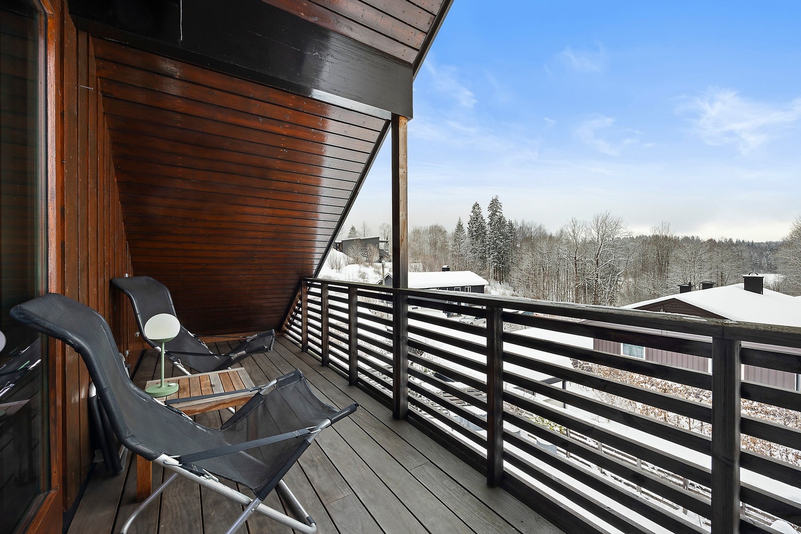 Utgang til vestvendt veranda Galleribilde