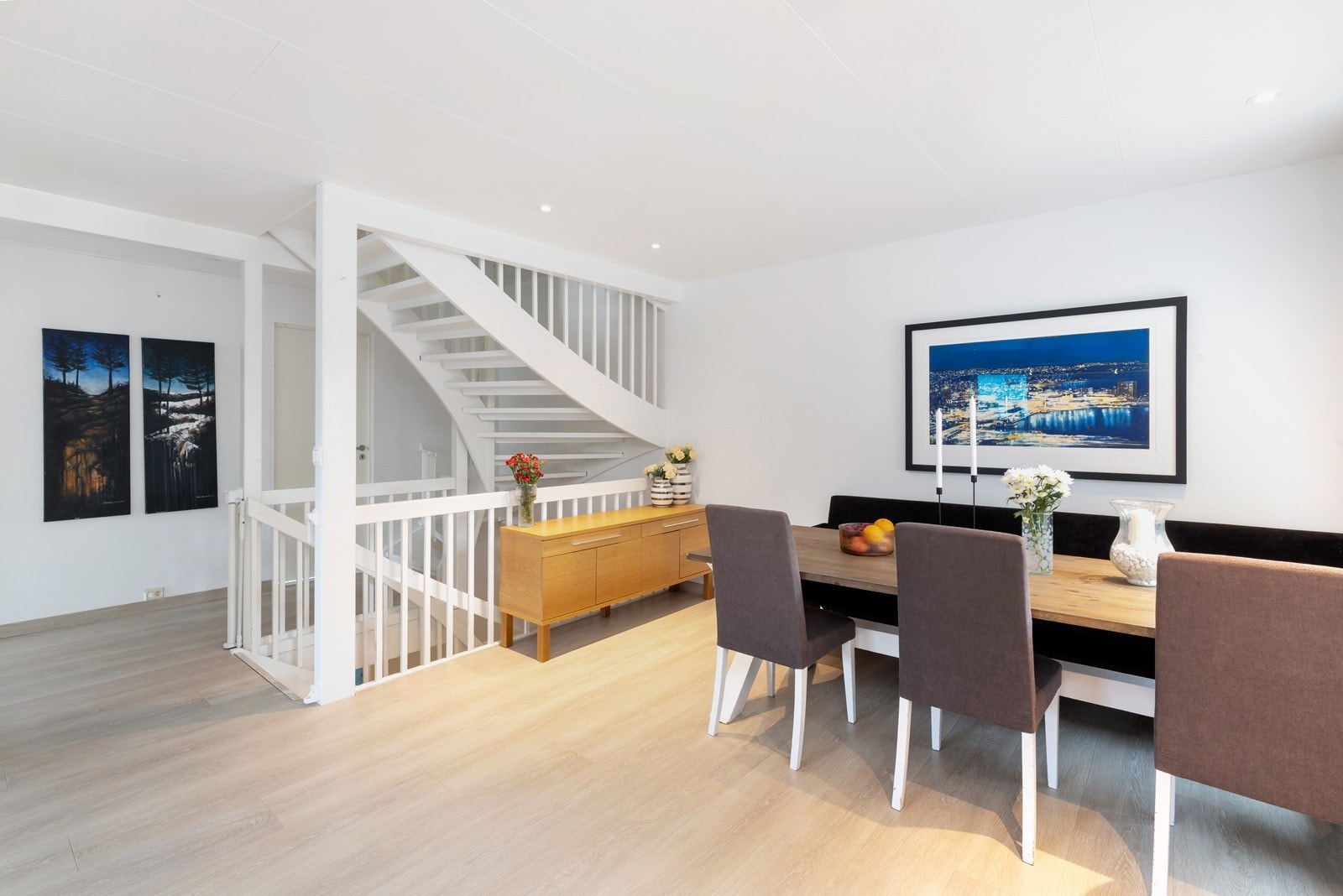 Trapp opp til loft Galleribilde