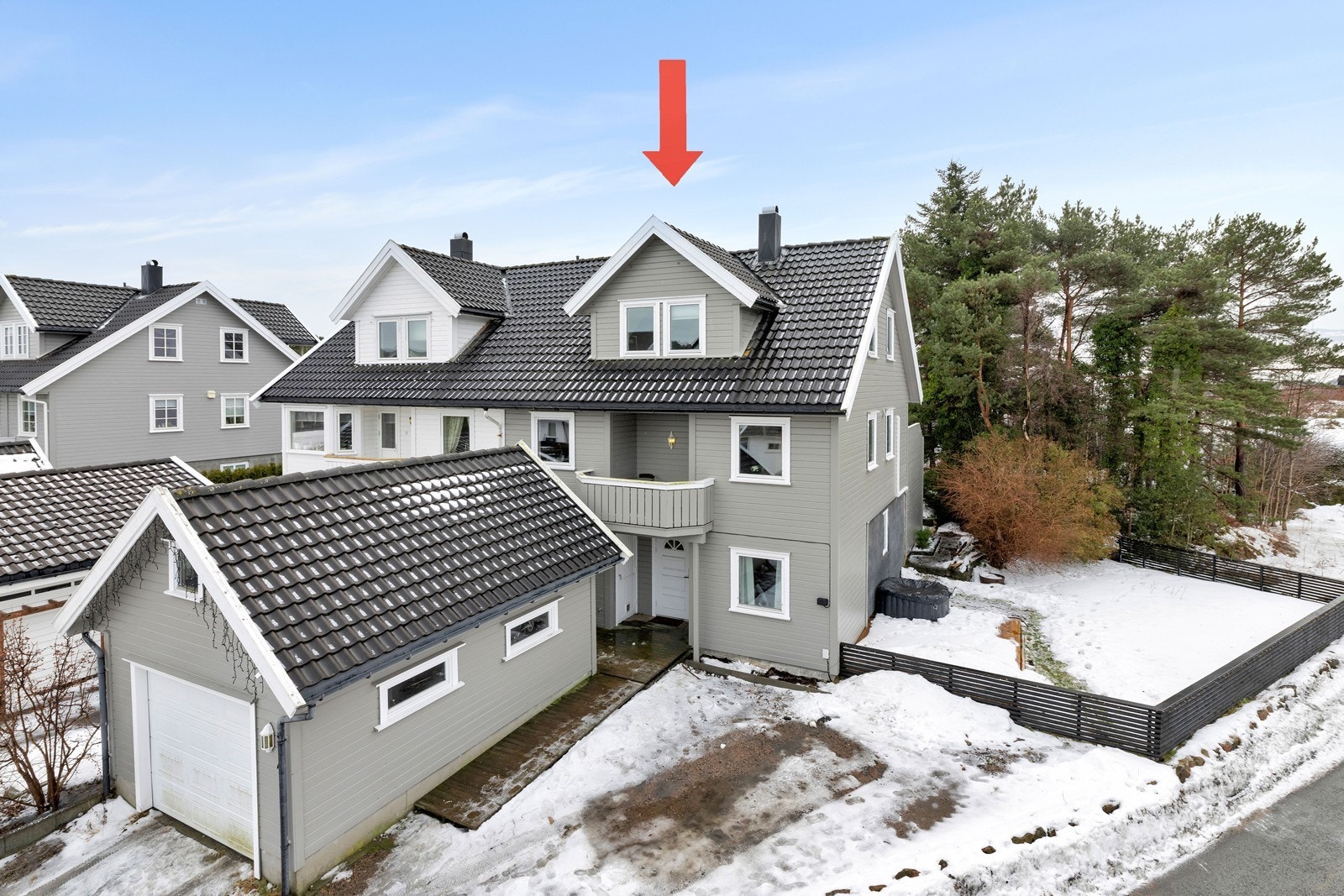 Eiendomsmegler Norge ved Henrik Lossius ønsker deg velkommen til Tjønnemyra 2! Galleribilde