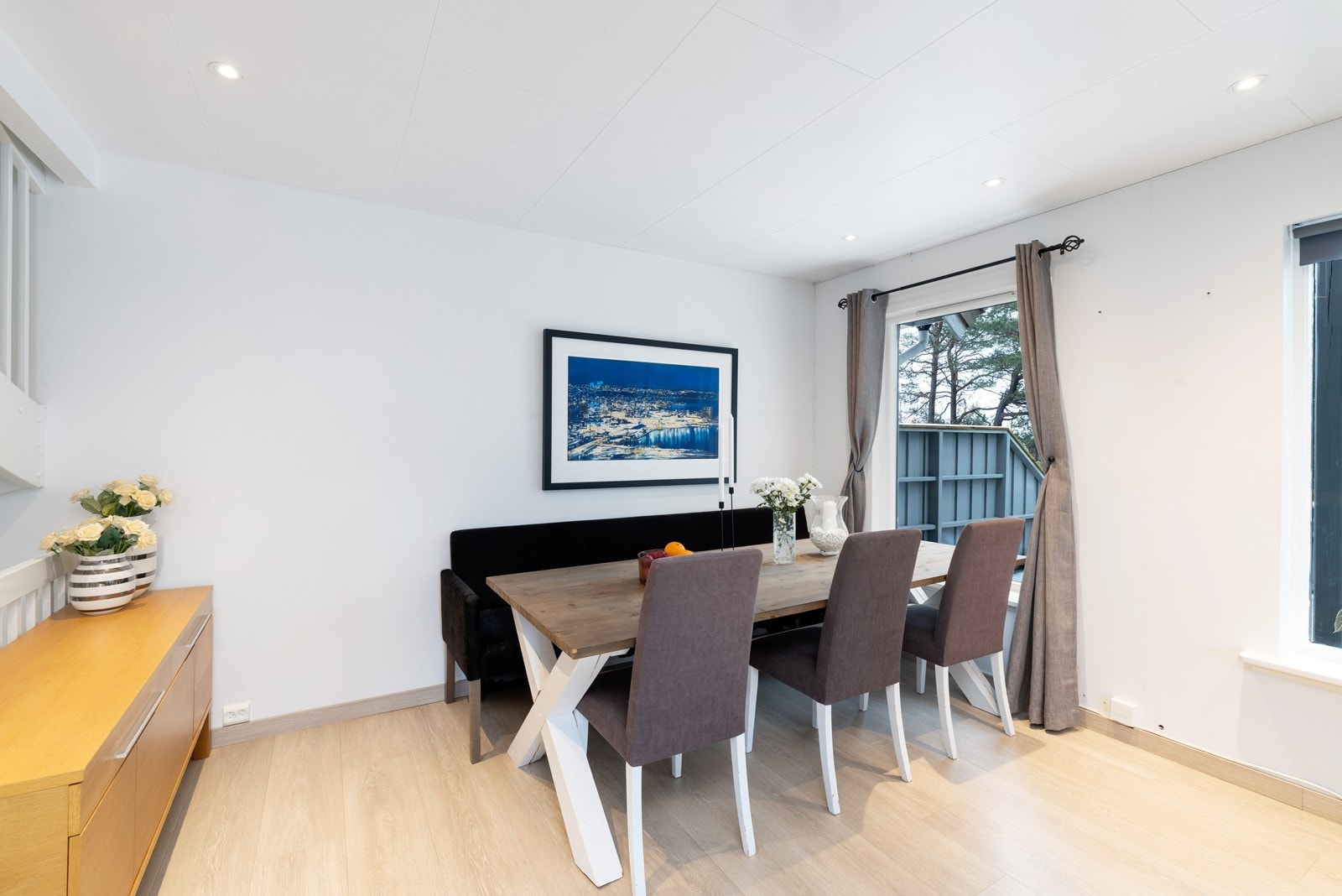 Her kan deilige middager spises med venner og familie Galleribilde