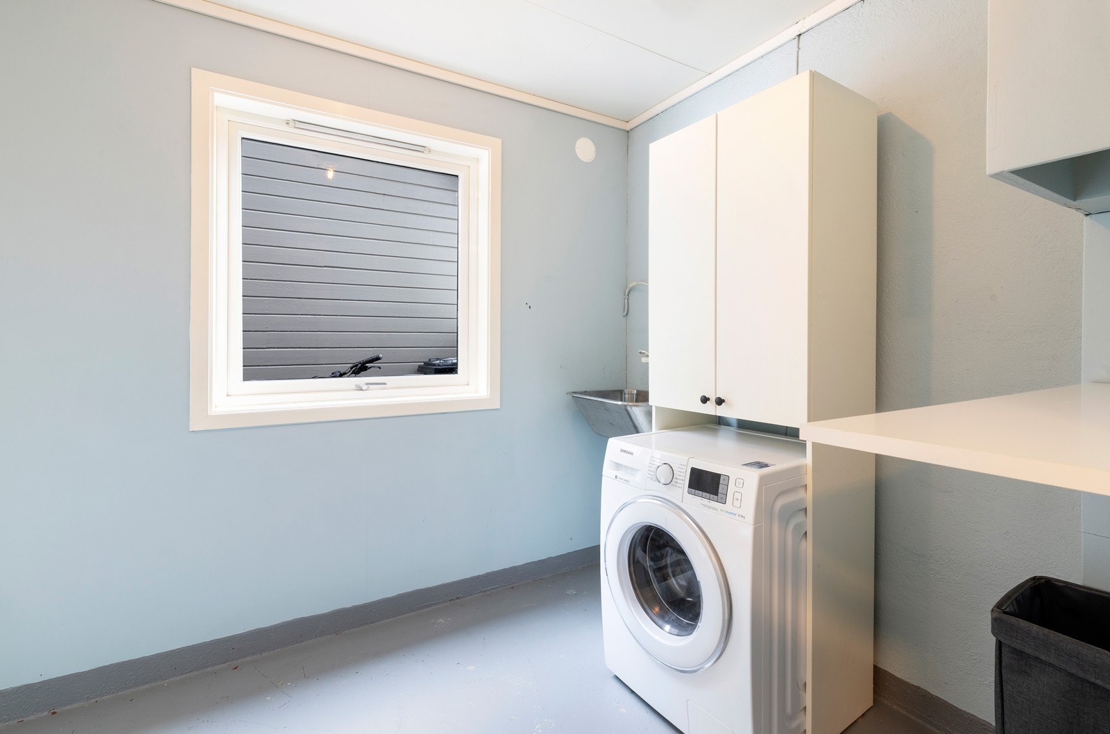 Vaskerom Galleribilde