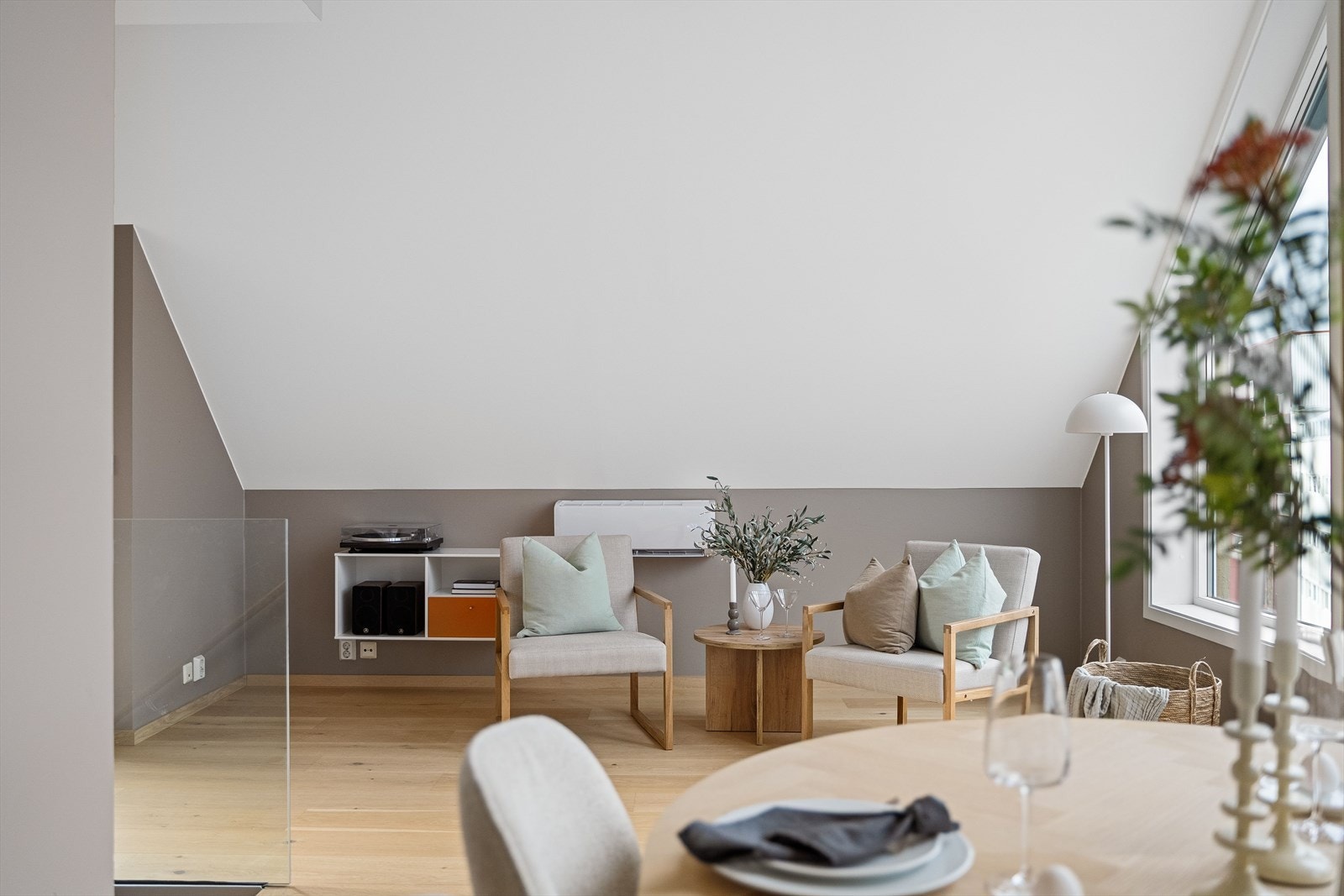 Her får du god plass til å skape ulike soner. Galleribilde