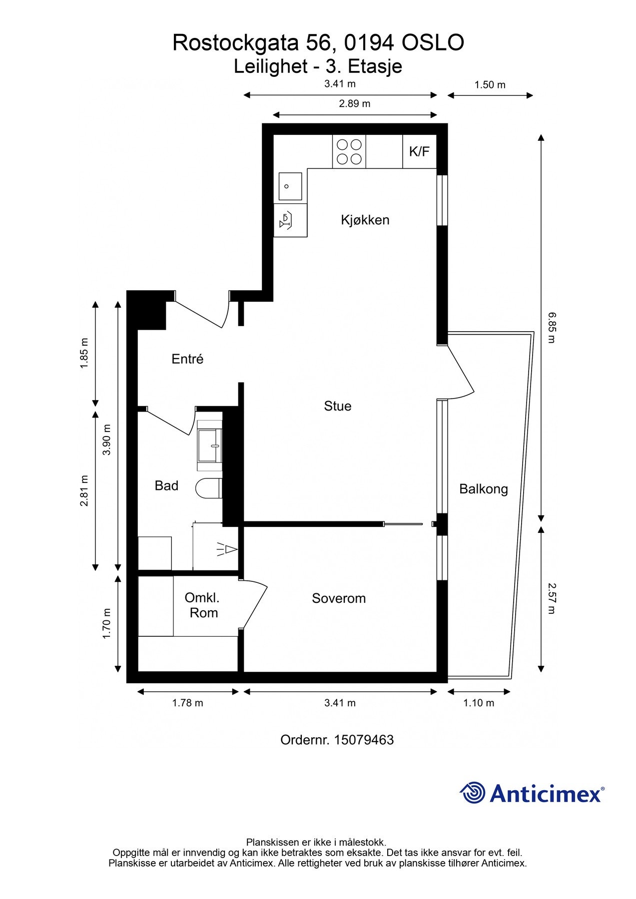 Leiligheten ligger i byggets tredje etasje med adkomst via pen felles oppgang med heis og trapper. Galleribilde
