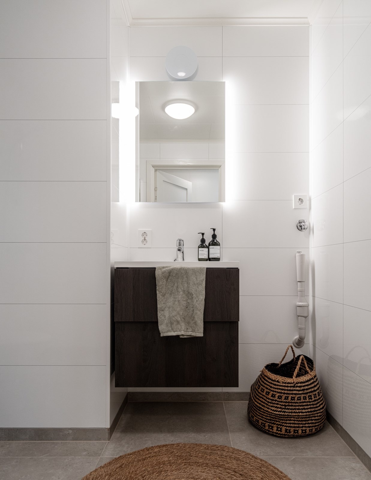 Bad hybelleilighet Galleribilde