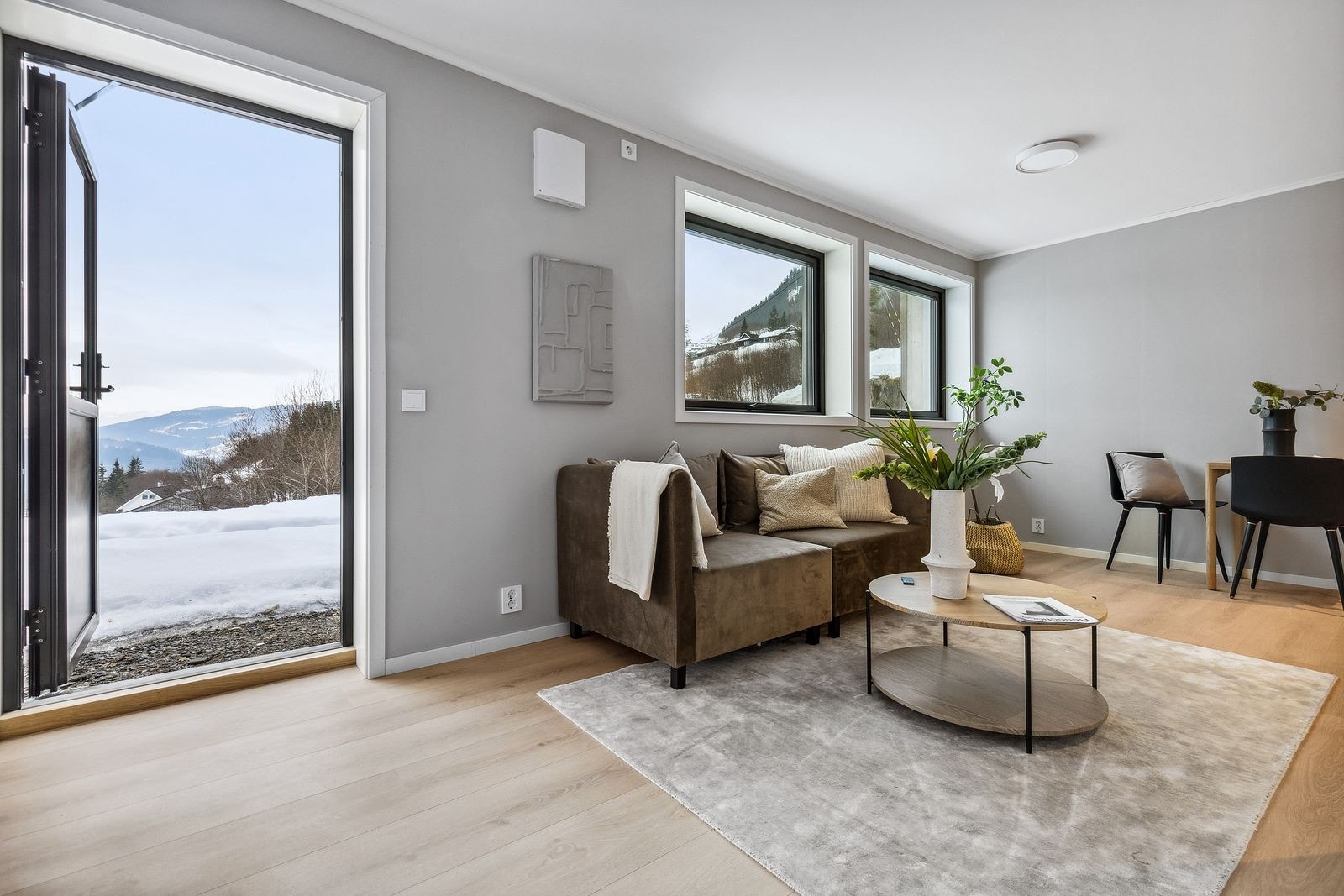 Utgang til uteområde Galleribilde