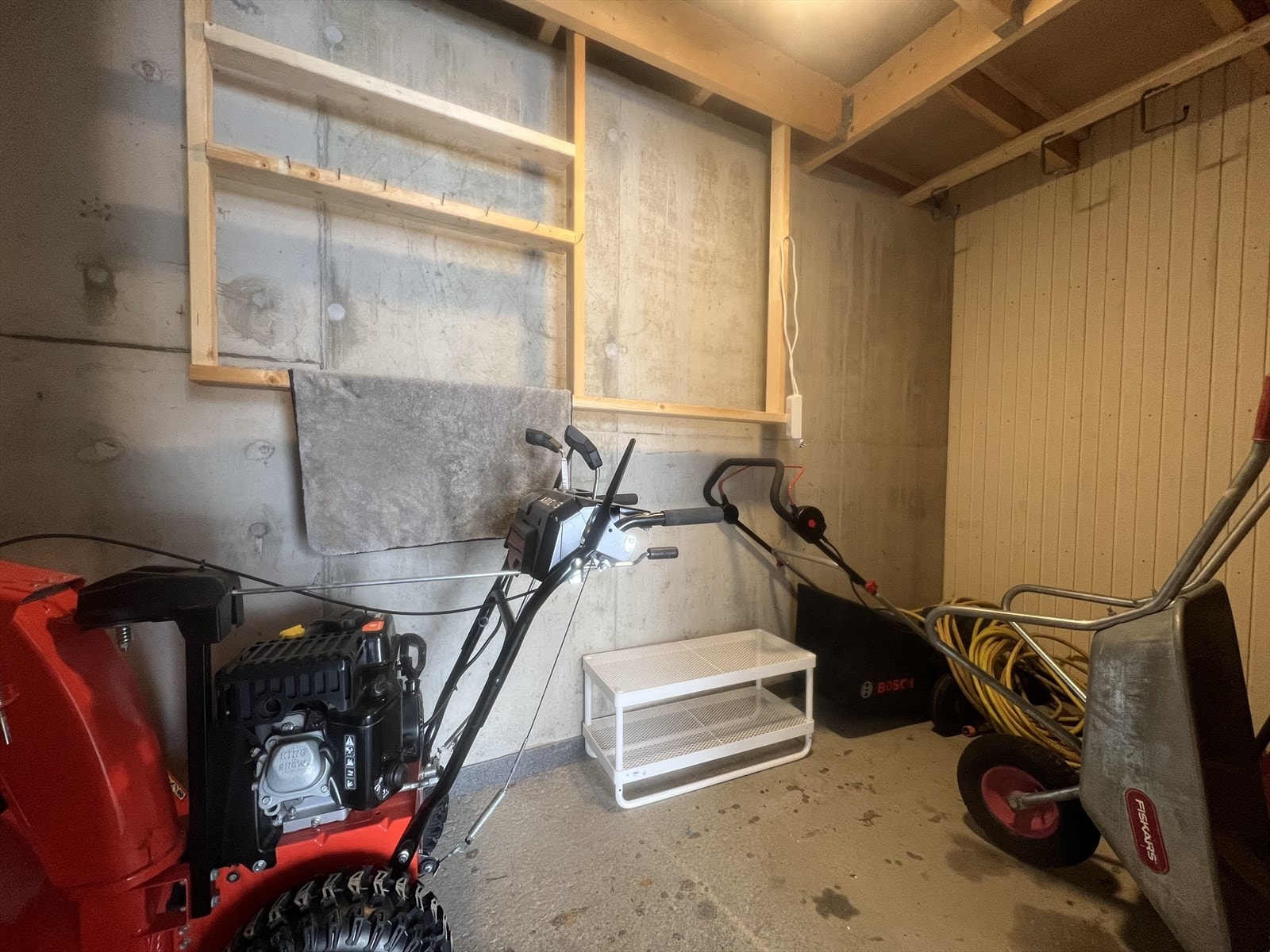 Utvendig bod Galleribilde