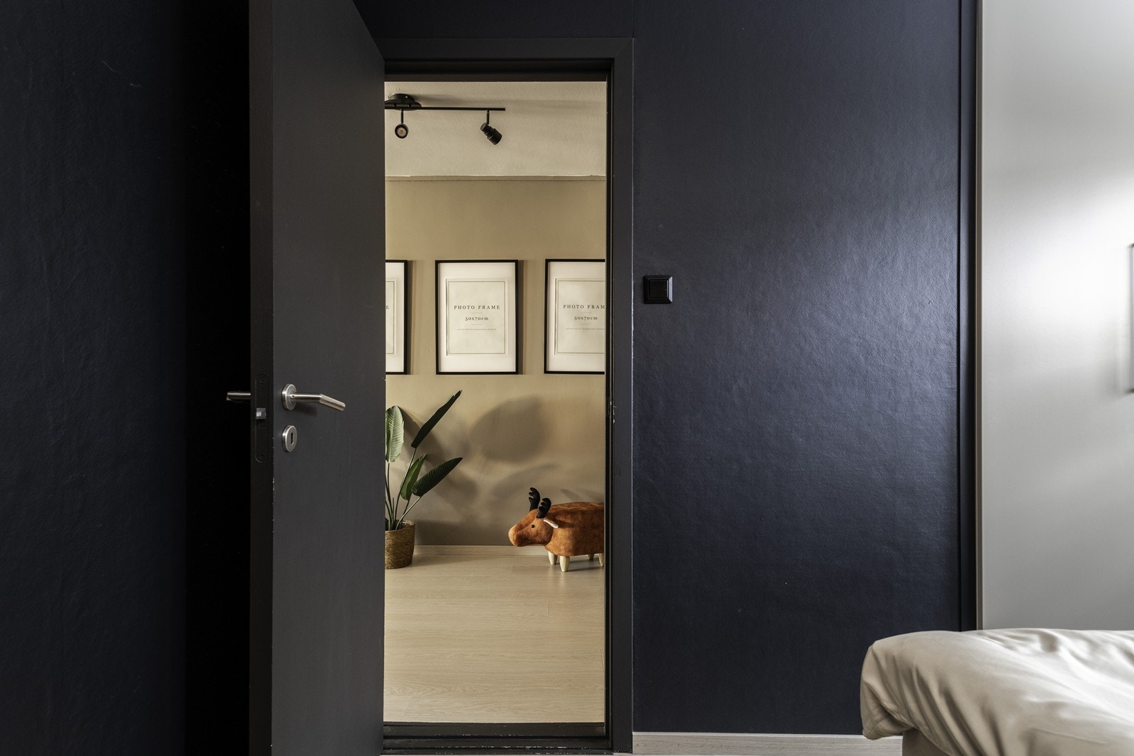 Døråpning gir direkte tilgang til tilstøtende rom. Galleribilde