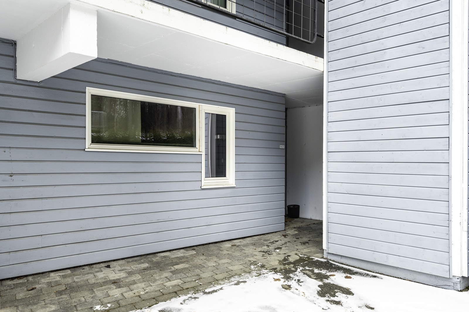 Trappefri adkomst fra bakgården gir enkel tilgang til leiligheten. Galleribilde