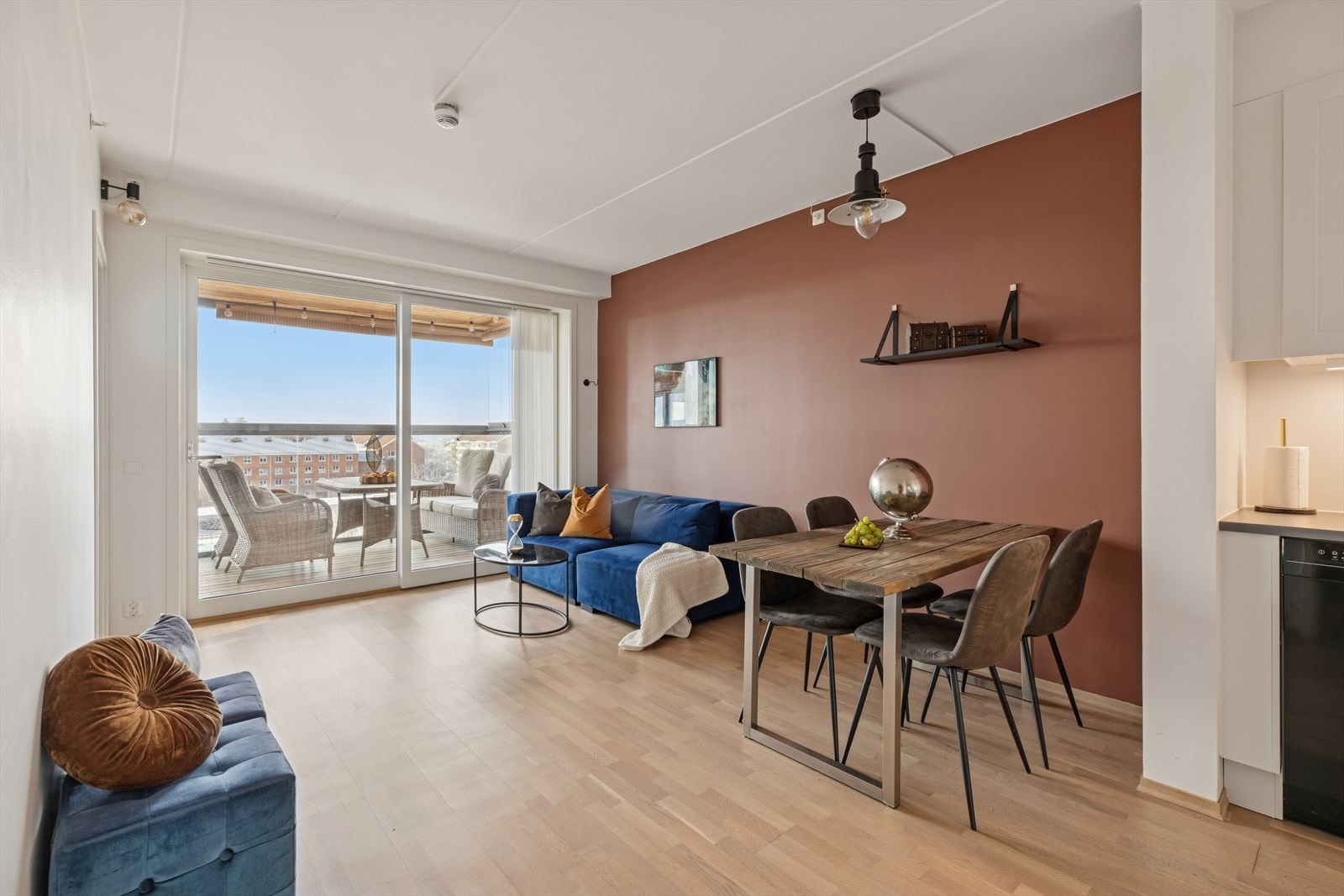 DNB Eiendom v/Kamila Rosiak presenterer Cecilie Thoresens vei 12! Galleribilde