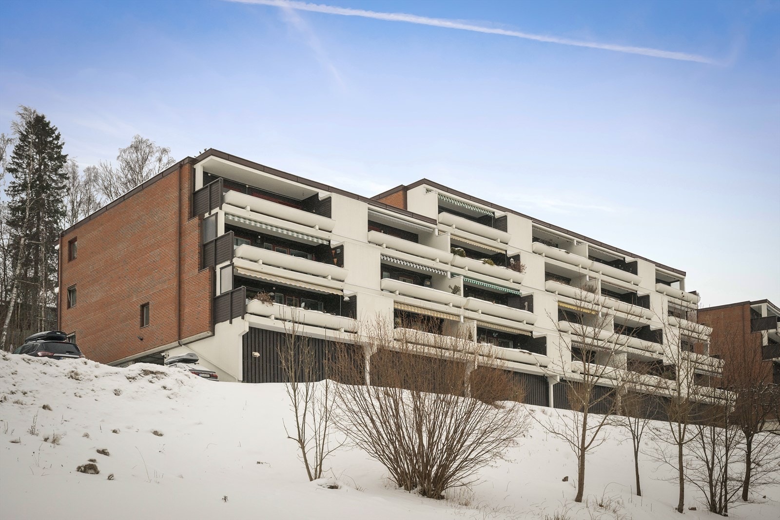 Leiligheten har en meget sentral beliggenhet, med alle nødvendige servicetilbud i nærheten Galleribilde