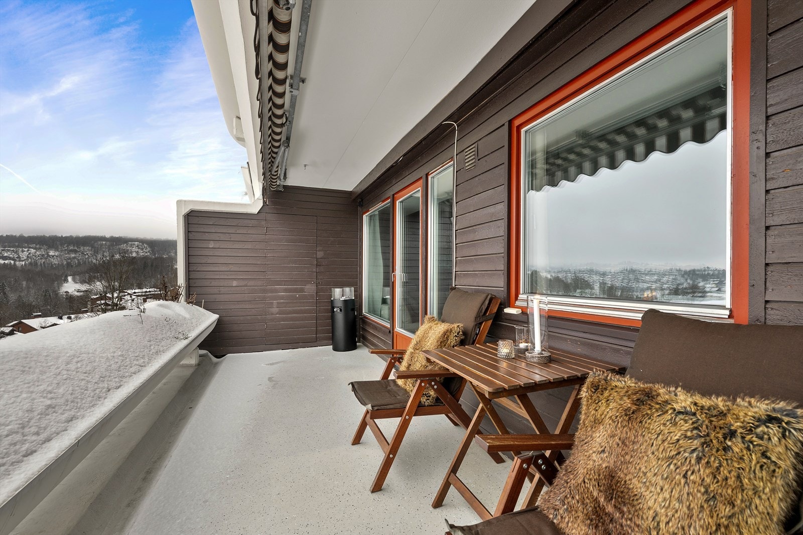 Terrassen har tilhørende utvendig lagringsbod på ca. 2 kvm Galleribilde