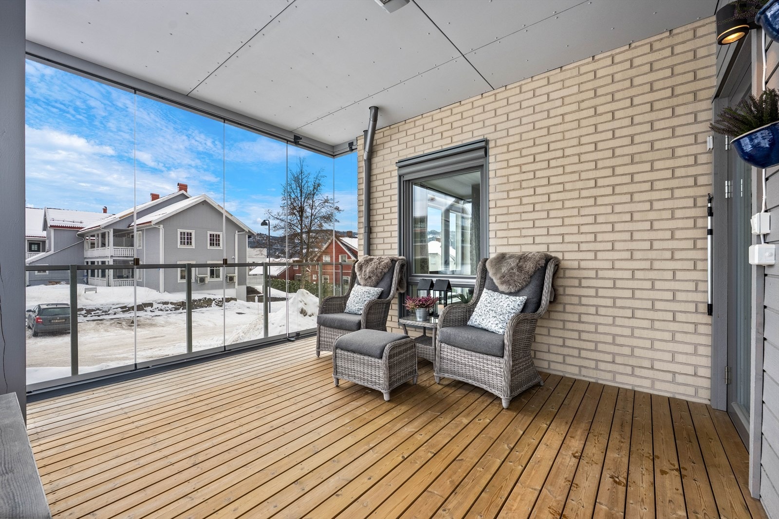 Balkongen er på hele 15 m². Galleribilde