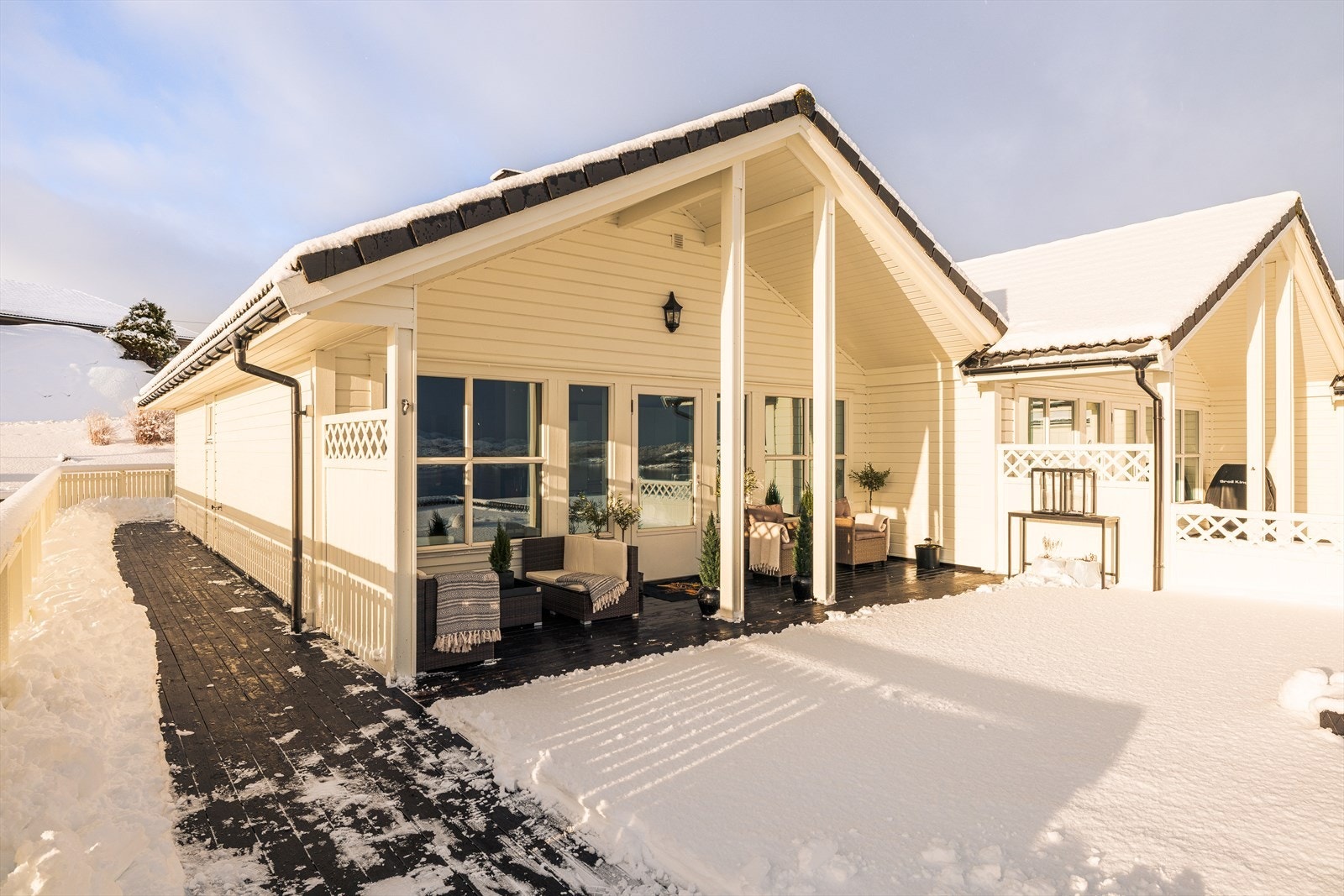 Her kan du i tillegg sitte i ly fra vær og vind Galleribilde