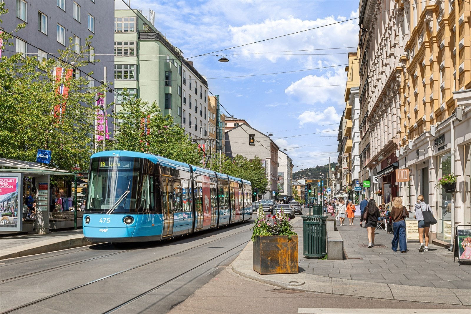 I Bogstadveien finner du flere dagligvareforretninger, kaféer, bakerier, restauranter osv. Galleribilde