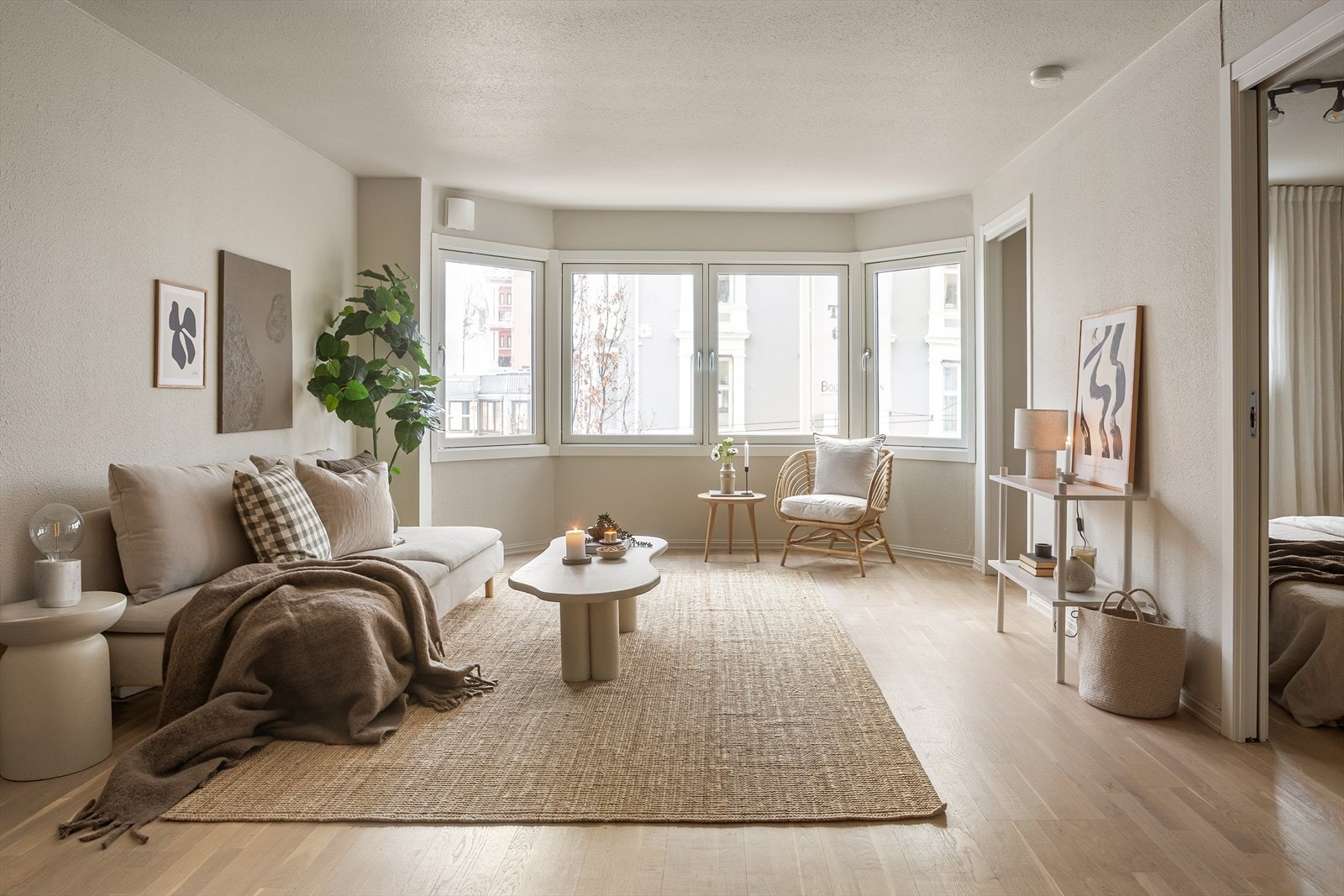 Velkommen til Bogstadveien 1, presentert av Susanna Hjelset ved Nordvik Bygdøy Allè. Foto: Bente Elvebredd Galleribilde