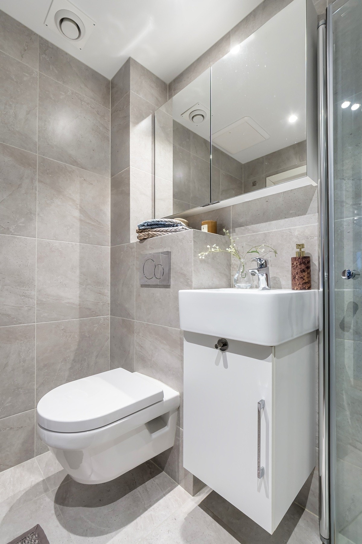 Rørfornying/rør-i-rør utført som del av borettslagets felles rehabilitering, utført av Olimb Galleribilde