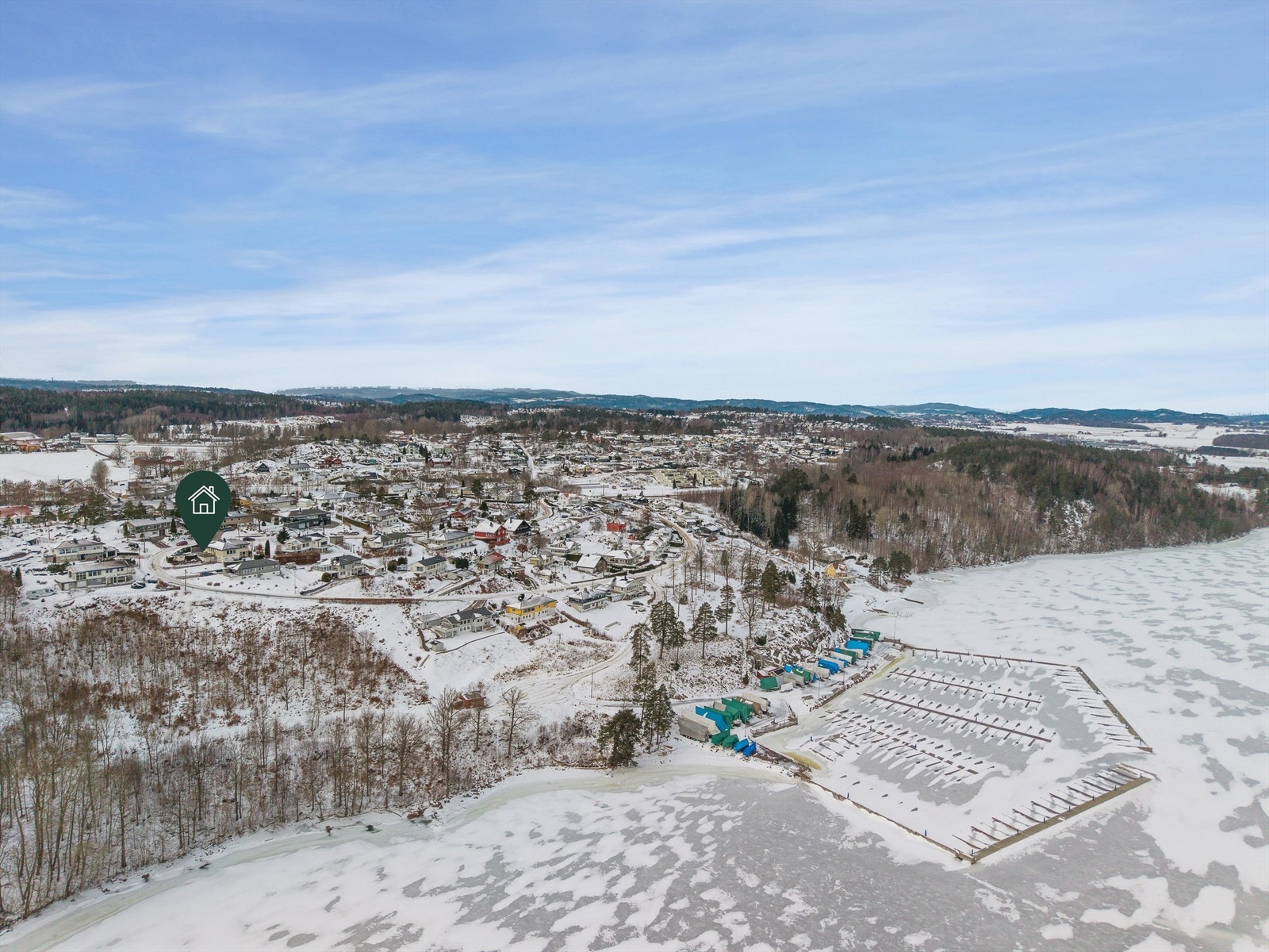 Området er kjent for sin sjønærhet og landlige sjarm, men samtidig kort vei til alt man trenger i hverdagen. Galleribilde