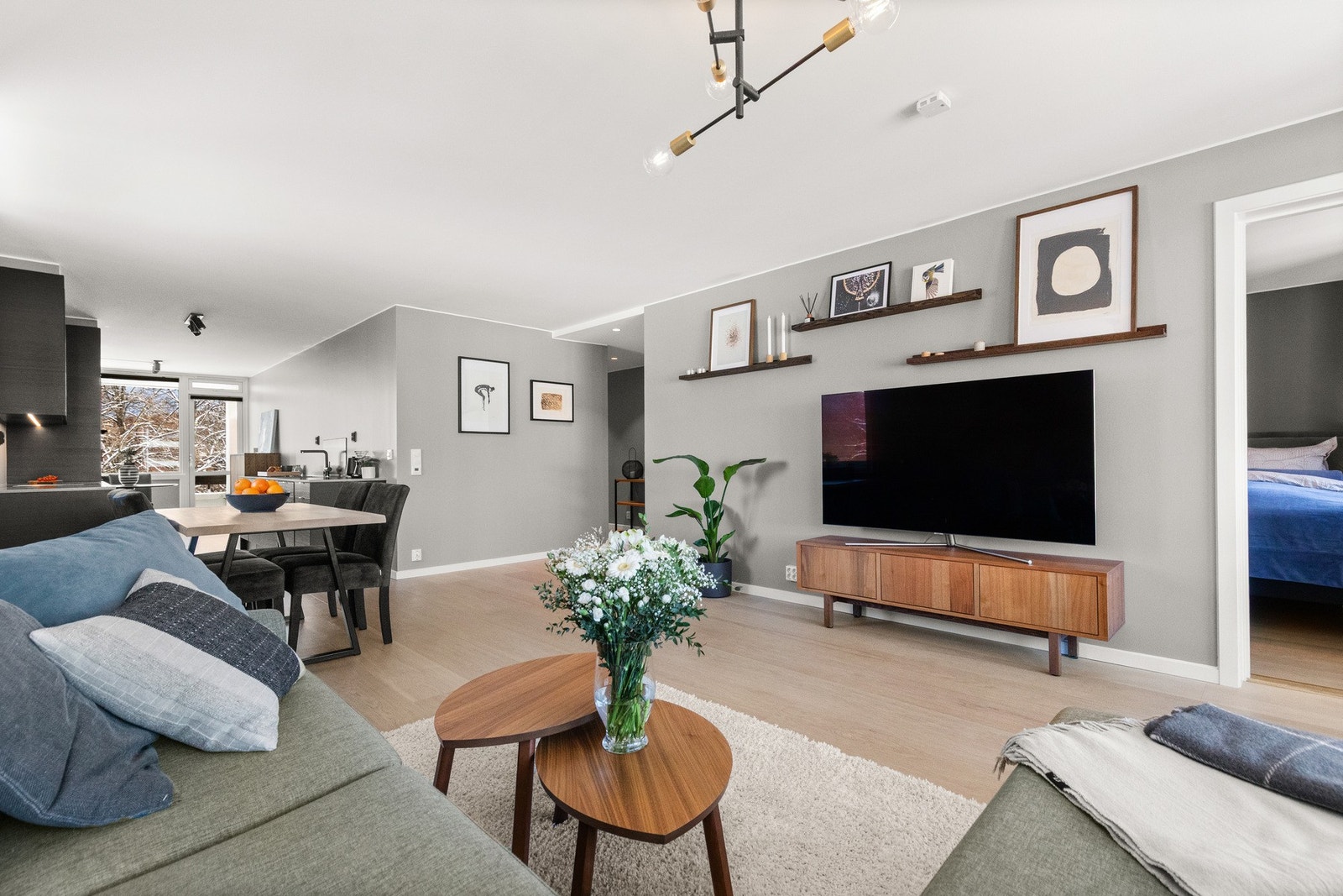 Velkommen til Landingsveien 66 - Presentert av Christoffer Brekke-Hammersland. Galleribilde