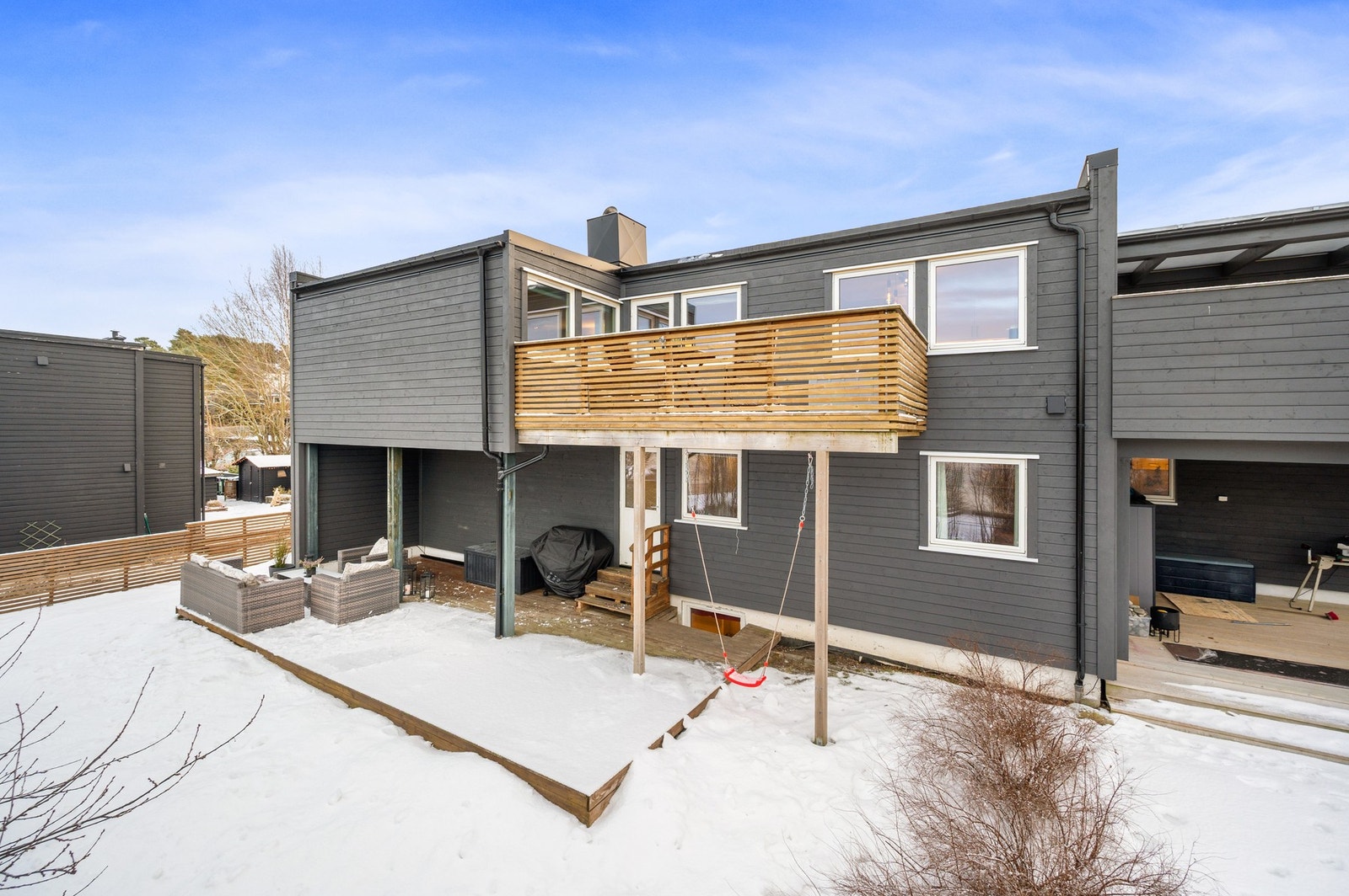 EiendomsMegler1 v/ Kristian Sundland har gleden av å presentere Syrinvegen 2 G! Fotograf: krokstad & Nervik v/ Jens Martin Nervik. Galleribilde