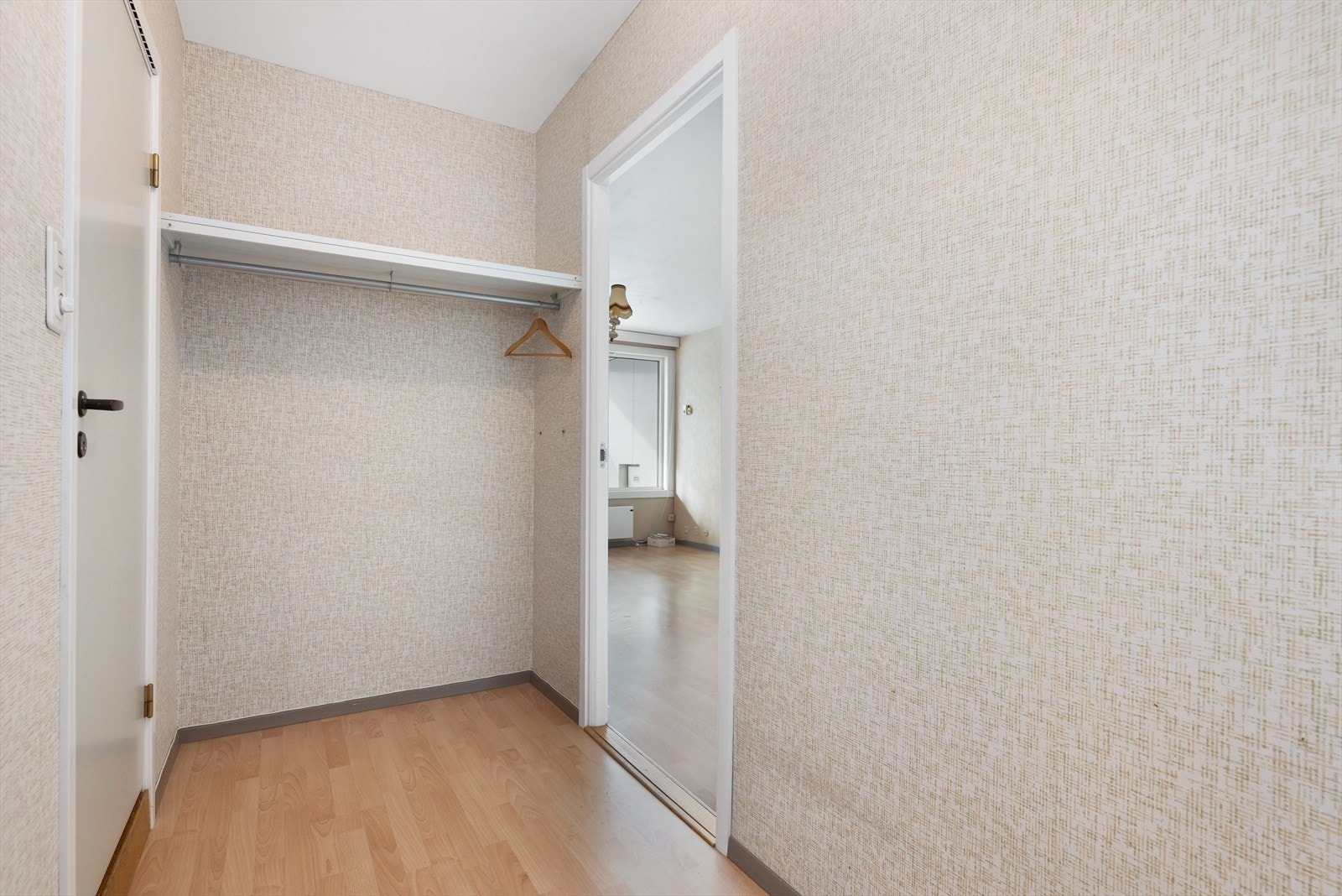 Separat bad og toalettrom. Galleribilde