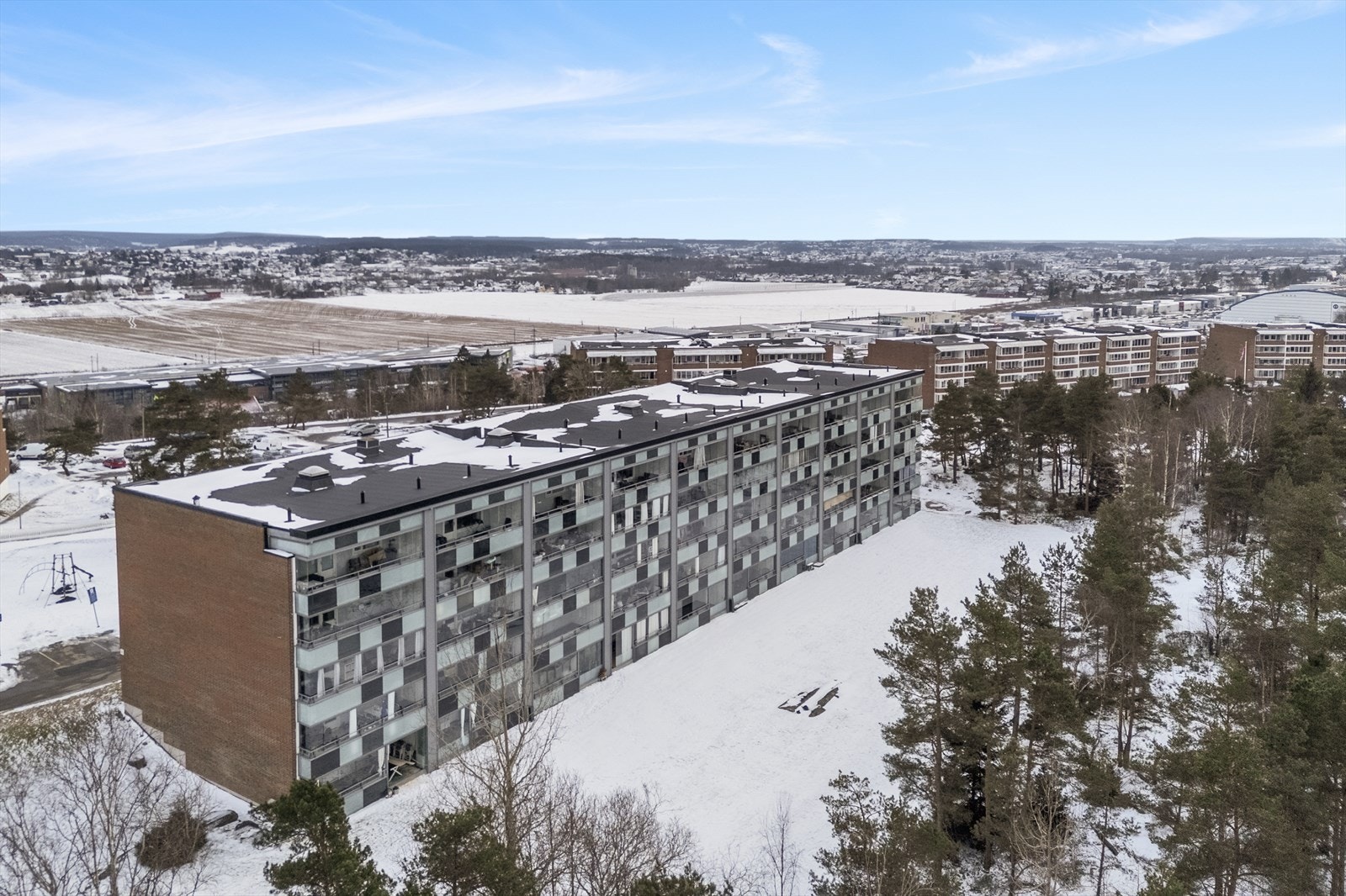 Strategisk beliggenhet mellom Fredrikstad og Sarpsborg Galleribilde