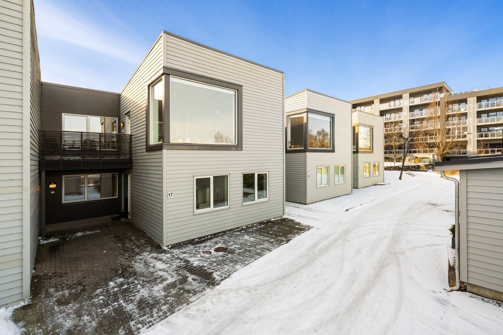 Du kan parkere bilen i gårdsrommet. Galleribilde