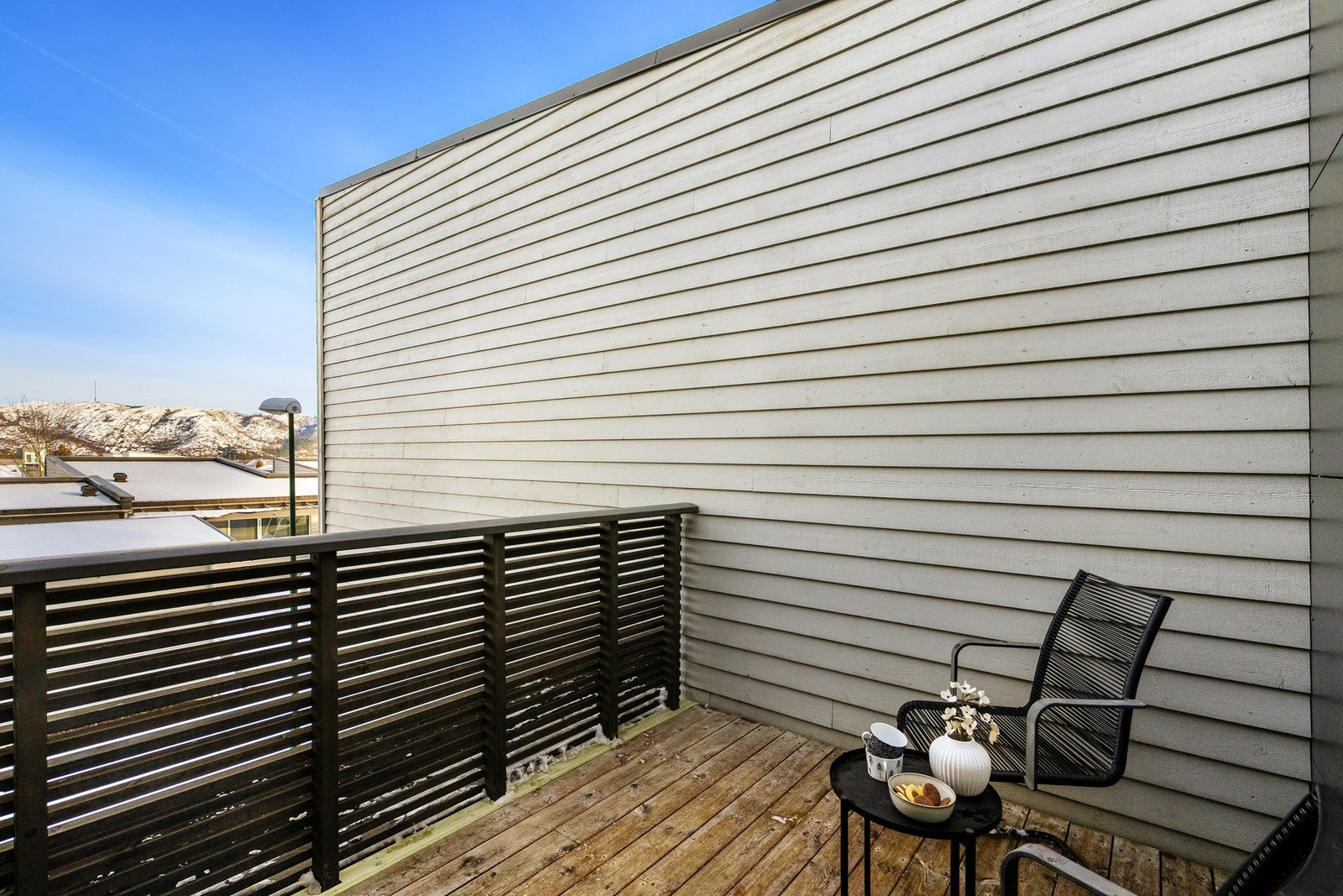 Her kan du nyte morgensolen og en kaffekopp. Galleribilde