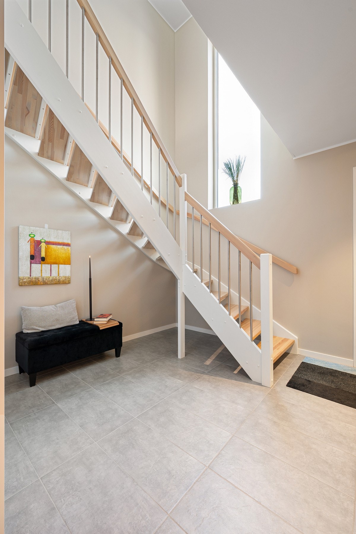 Trapperom med mulighet for møblement Galleribilde