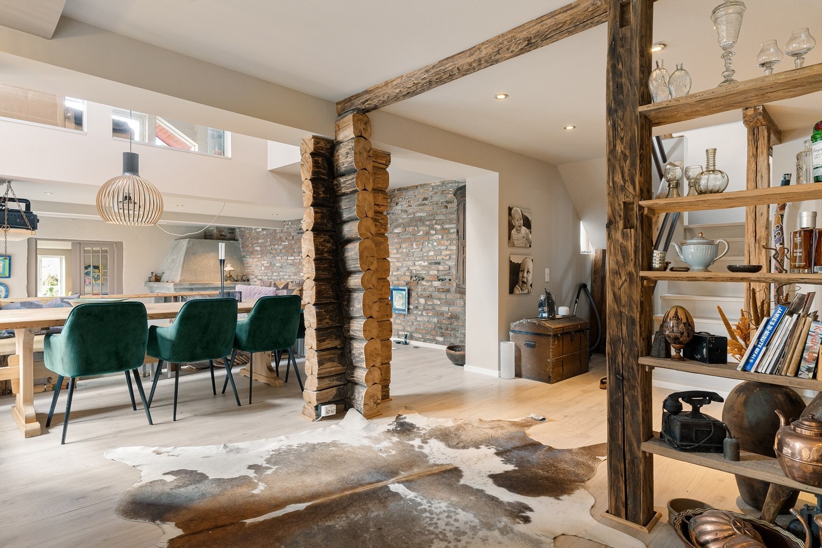 Kjøkken/spisestue. Galleribilde