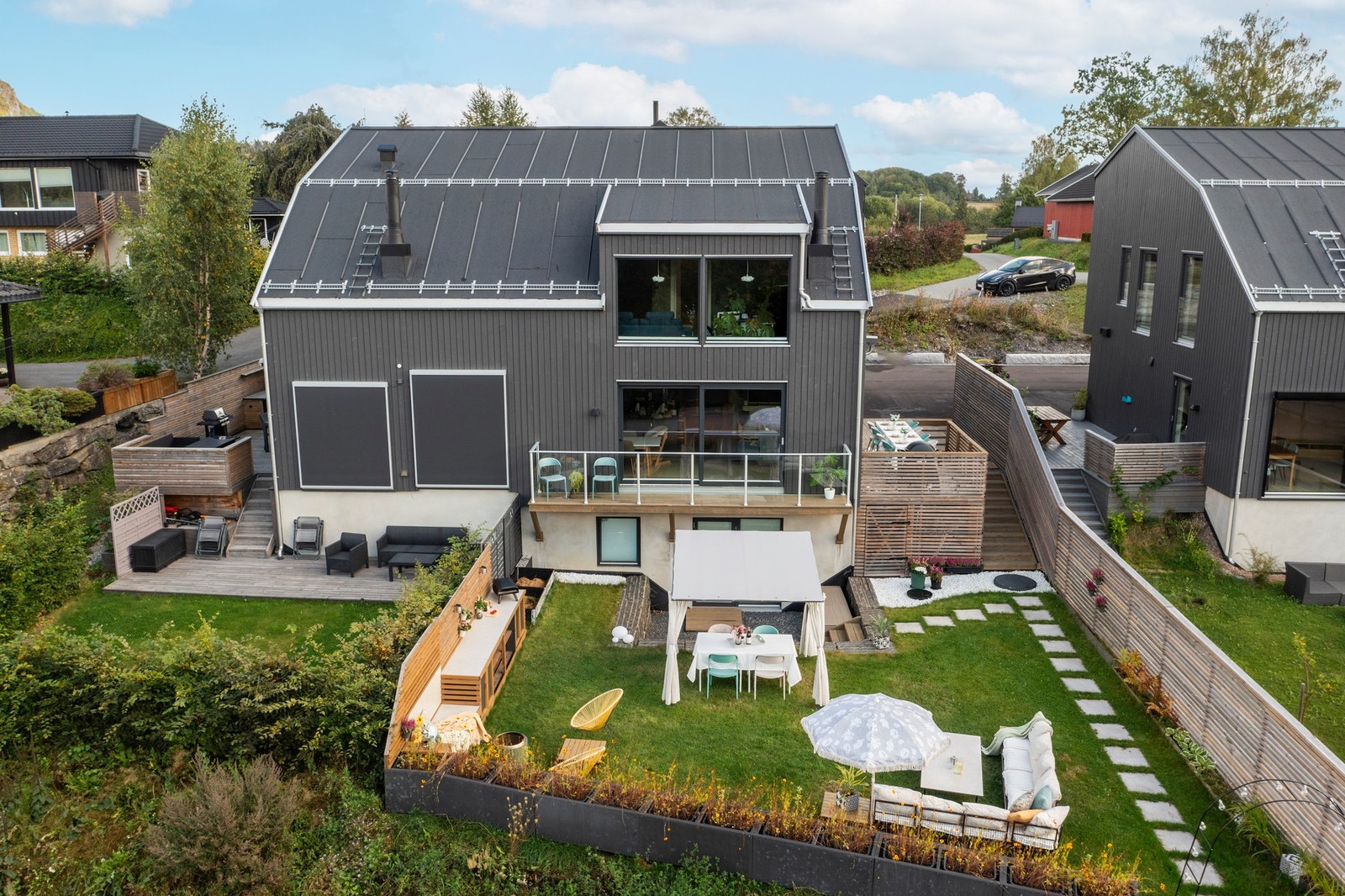 Velkommen til Vøyentoppen 48A - presentert av Elise Riise Johnsen, tlf. 90 11 08 66. Fotograf: Juliane Jensen v/Studio Juliane Galleribilde