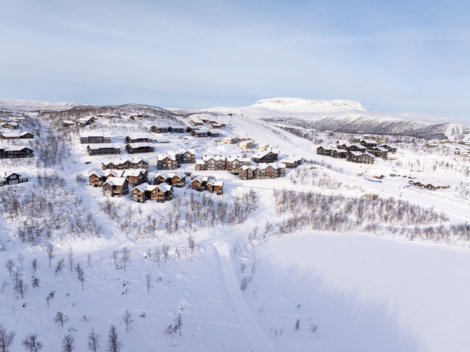 Sørgrenda har en sentral beliggenhet på Kikut i Geilo fjellandsby og ligger helt inntil alpinanlegget Galleribilde