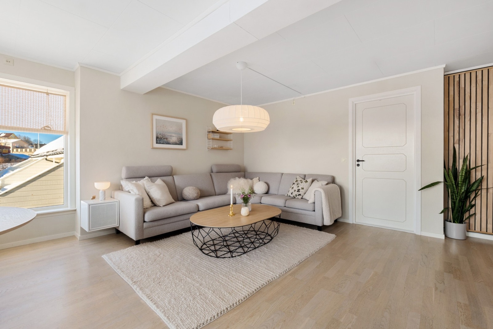 Leiligheten har ventilasjonsanlegg. Service på dette ble utført i 2025 av Nordisk Ventilasjonsrens AS. Galleribilde