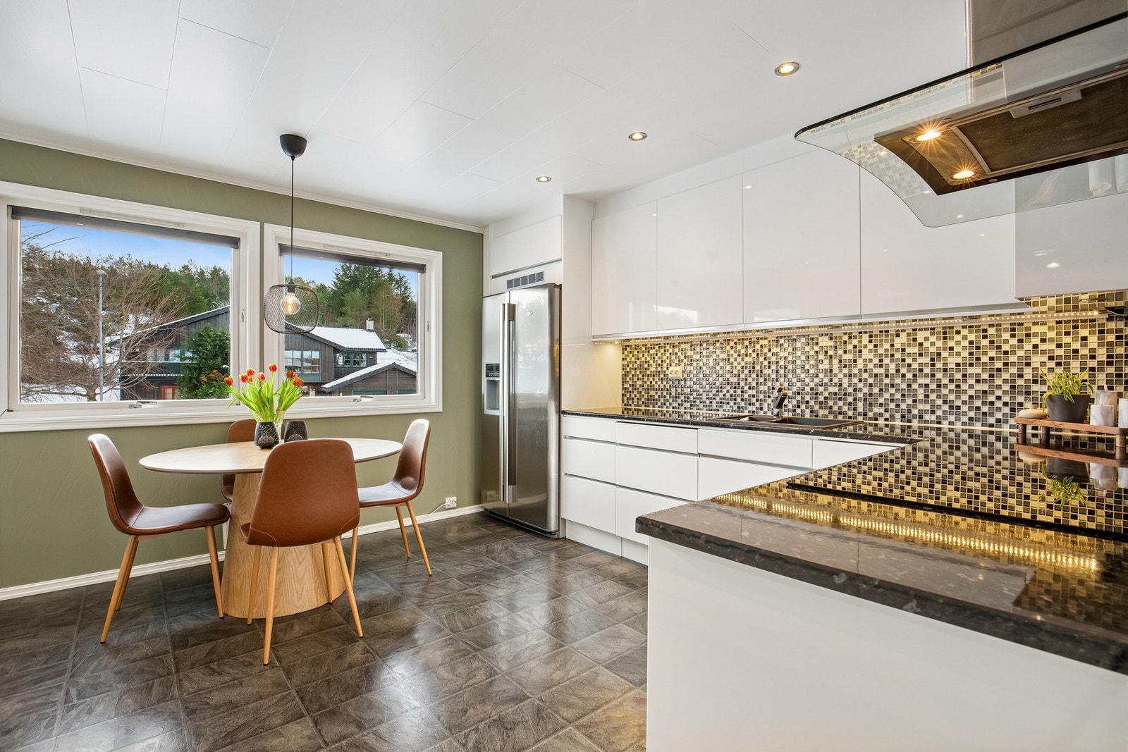 Det medfølger integrerte hvitevarer Galleribilde