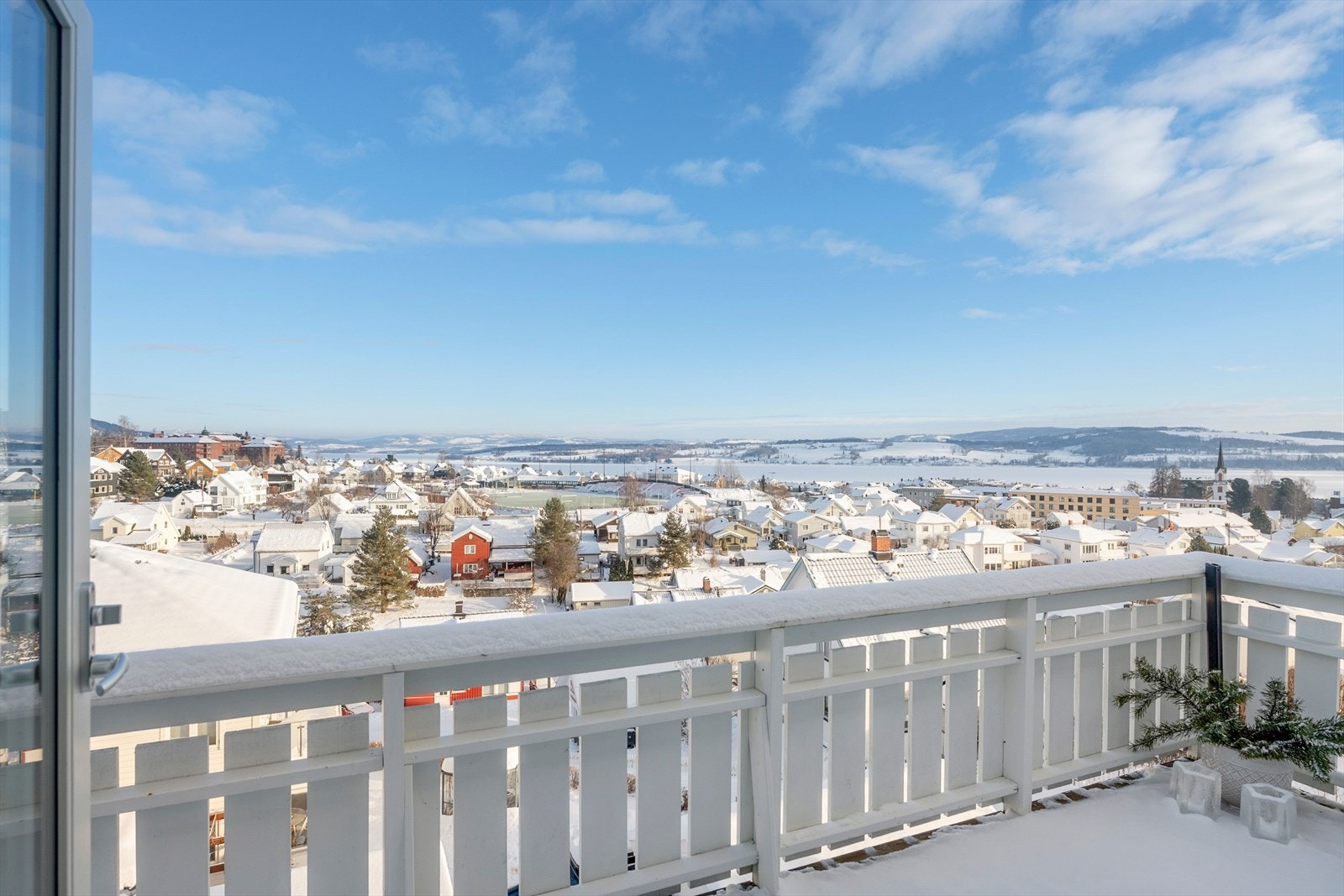 Her kan man nyte lange sommerkvelder. Galleribilde