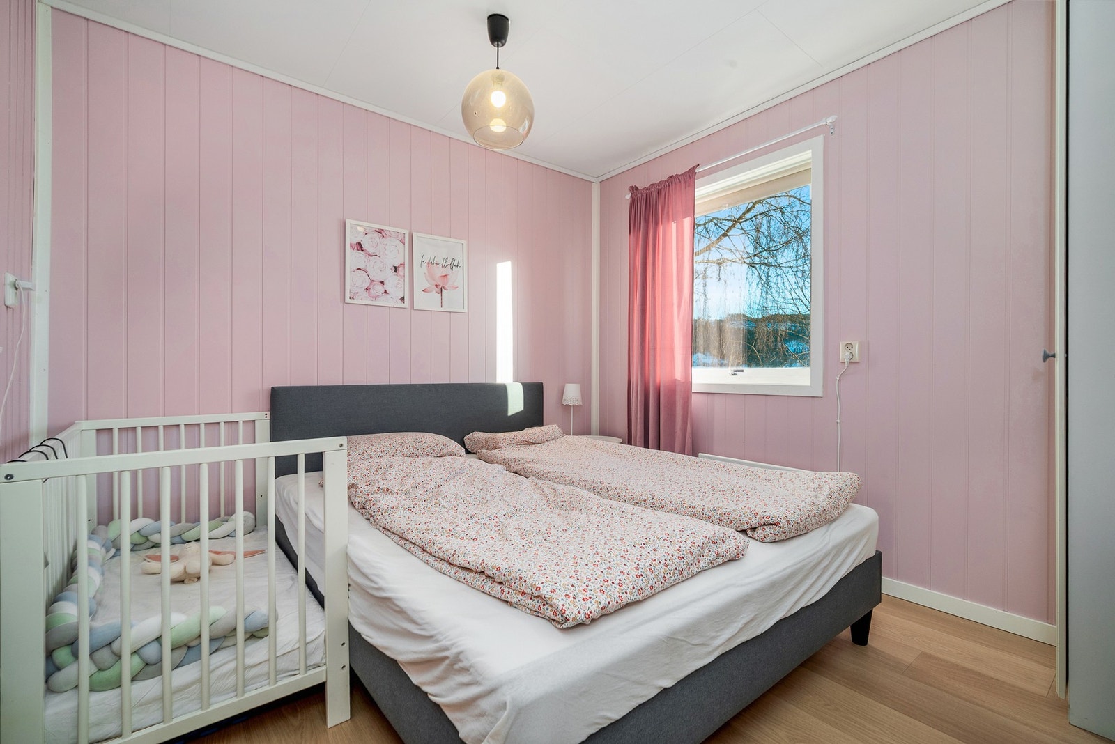 Sokkel inneholder to soverom. Galleribilde