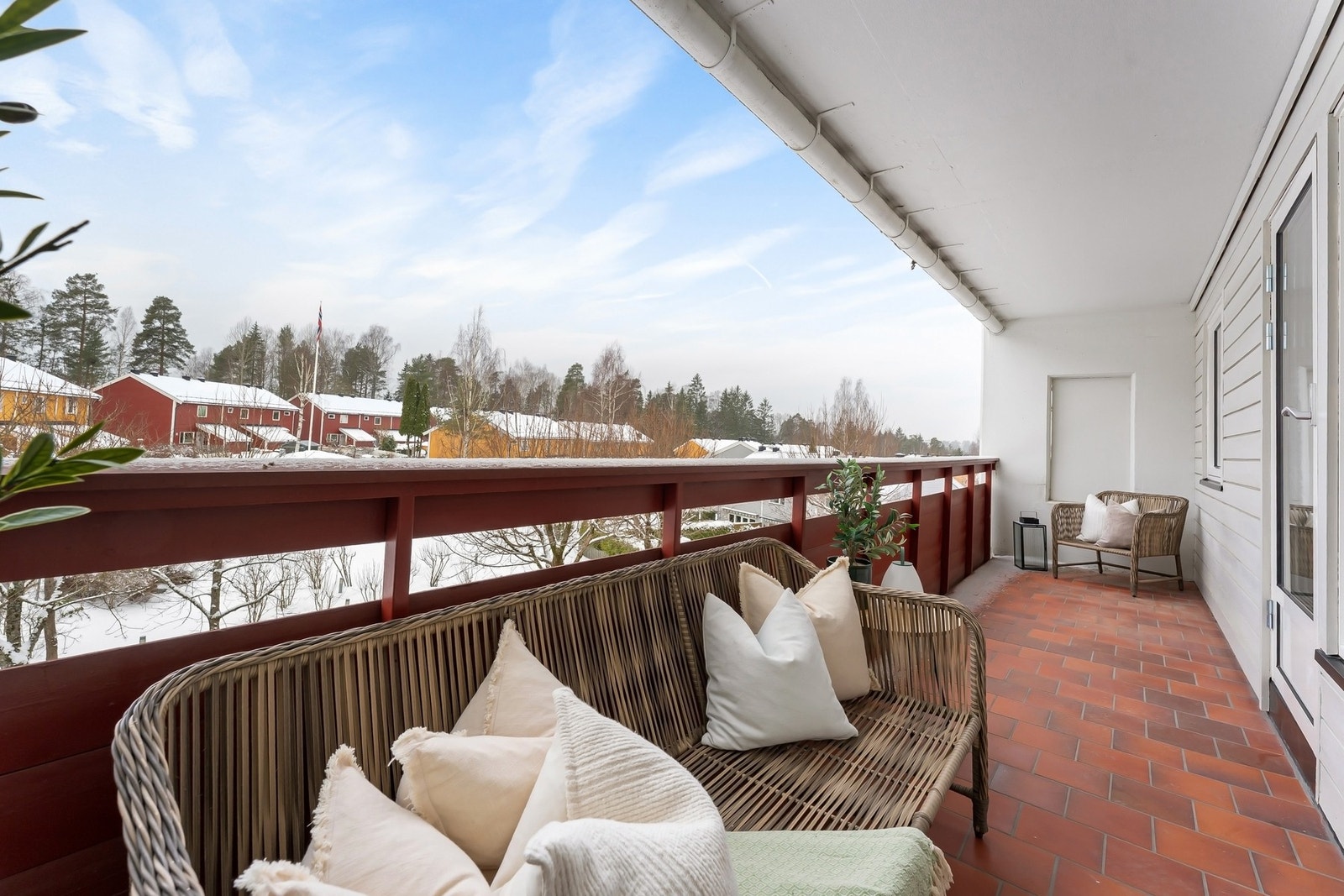 En lys og påkostet 3-roms leilighet i et skjermet og familievennlig nabolag på Nebbejordet Galleribilde